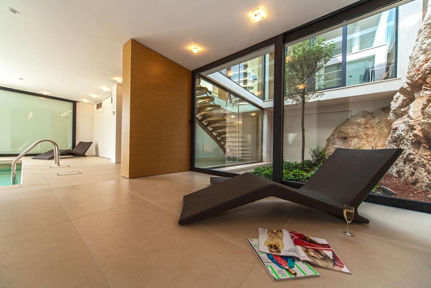 Golden Rays Luxury Villas & Apartments