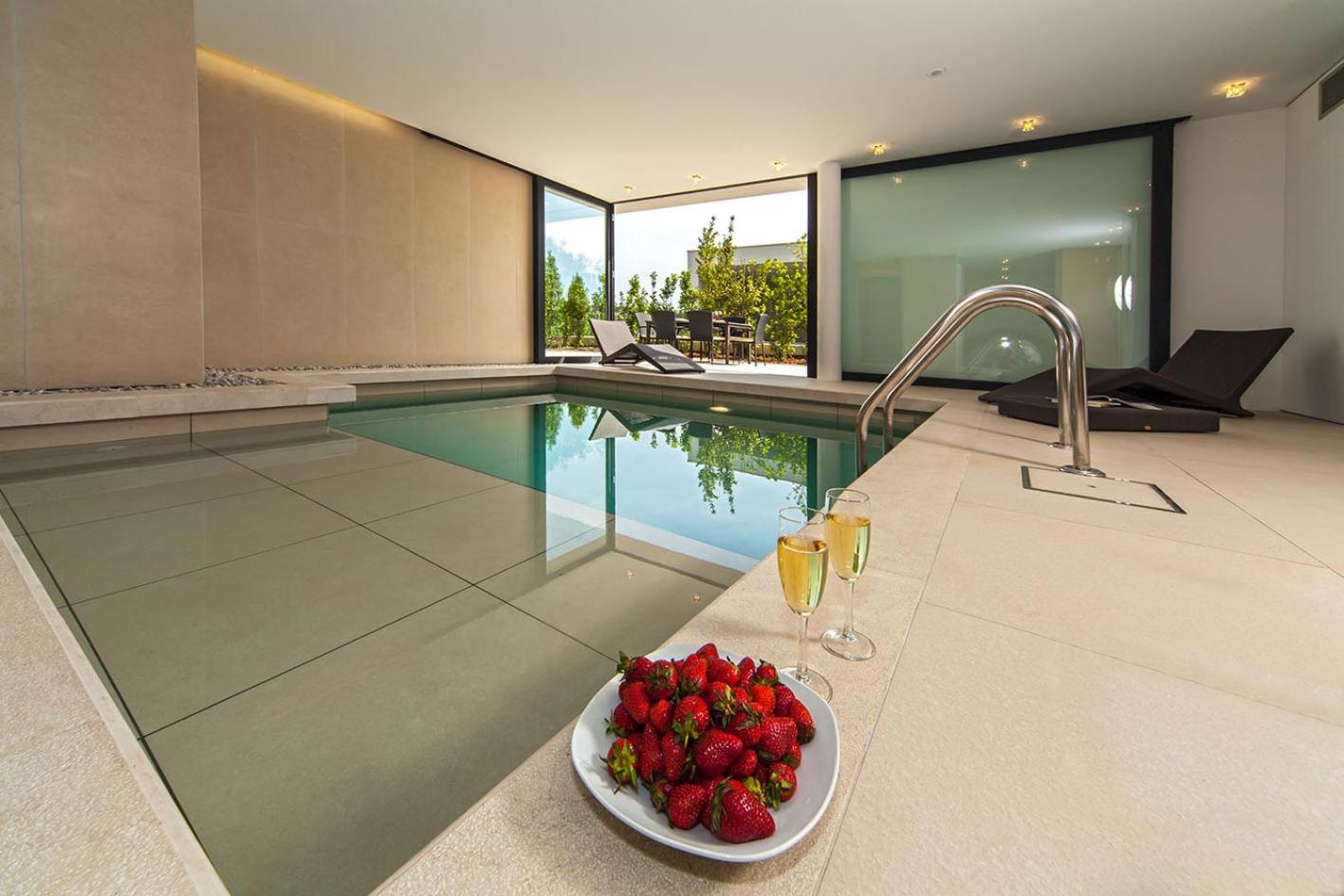 Golden Rays Luxury Villas & Apartments