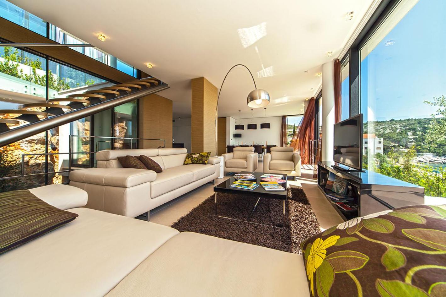 Golden Rays Luxury Villas & Apartments