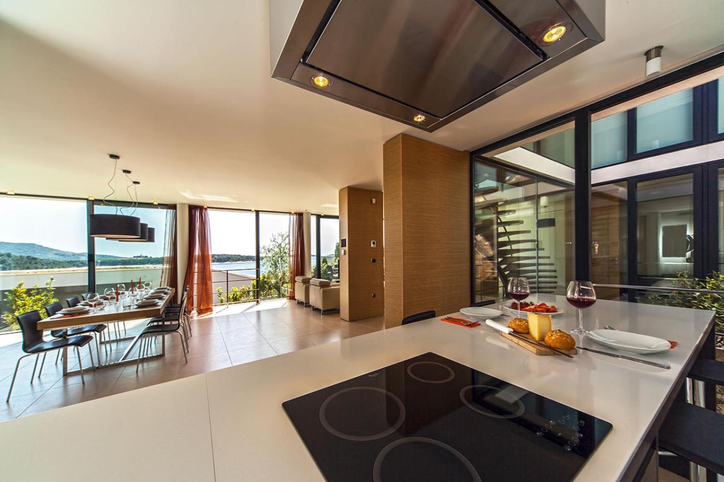Golden Rays Luxury Villas & Apartments