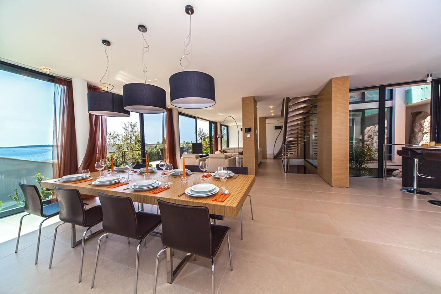 Golden Rays Luxury Villas & Apartments