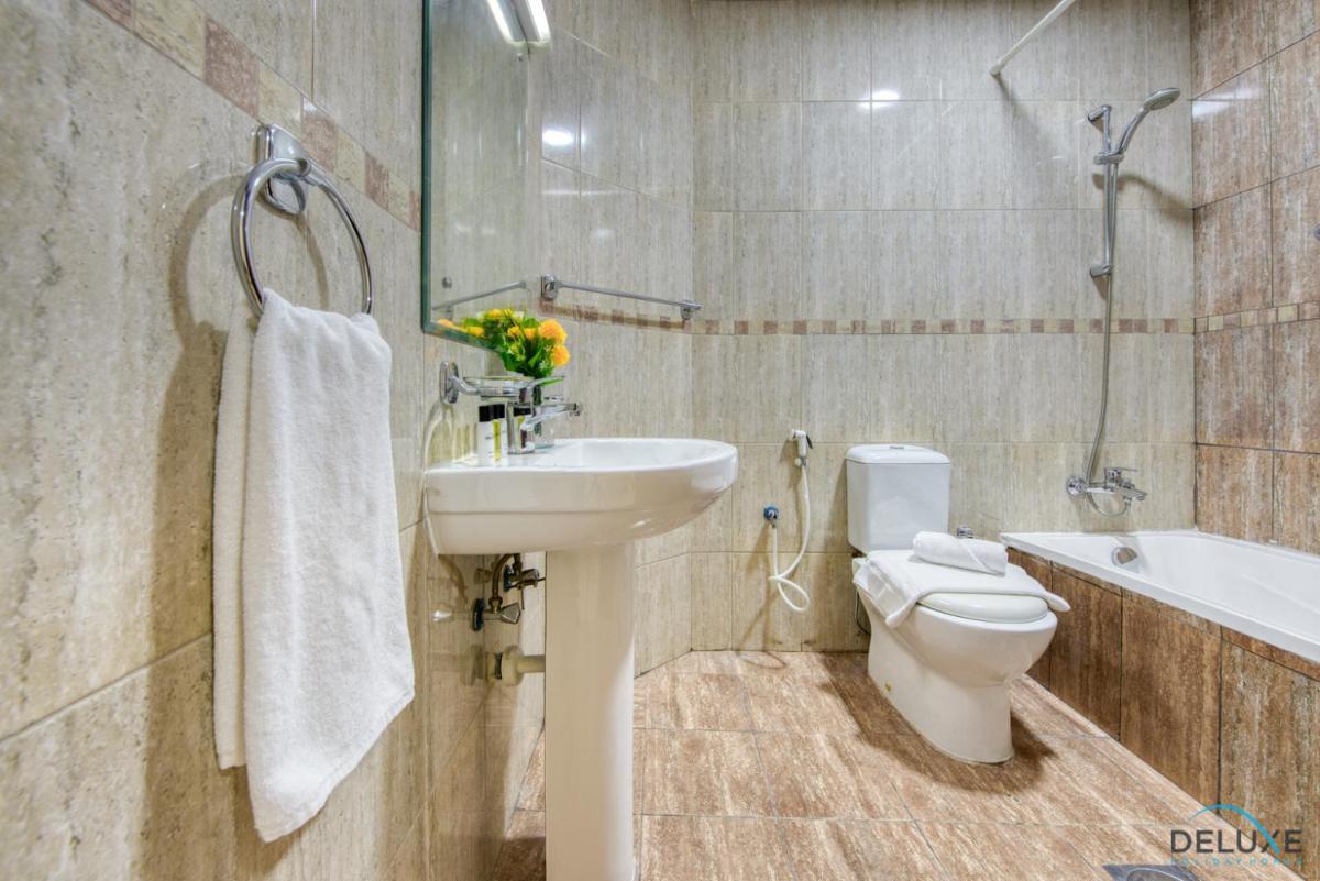 Spotless Studio in Dubai Gate 2 JLT by Deluxe Holiday Homes