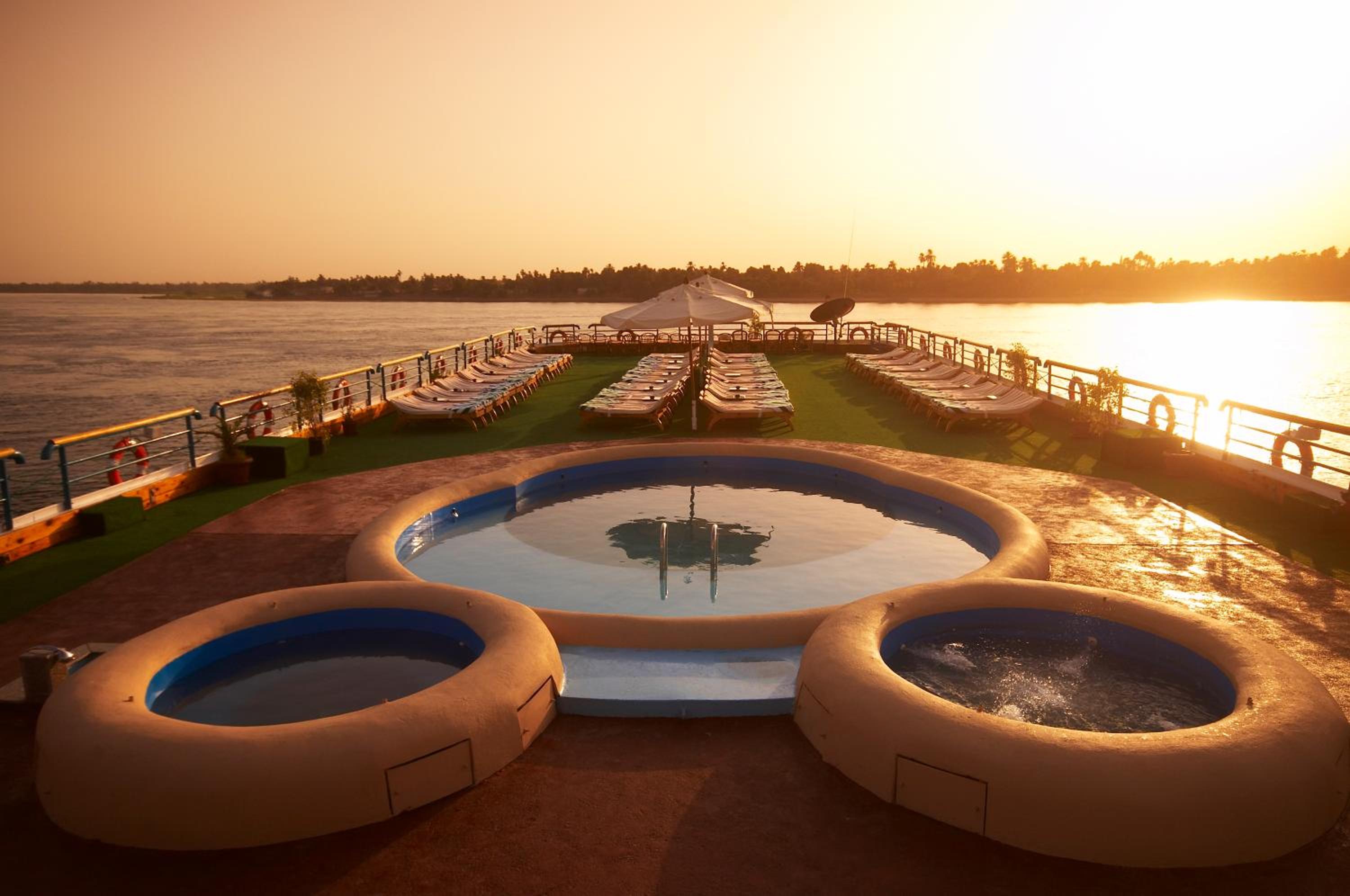 Nile Carnival Cruise 4nt Lxr Thursday 3nt Asw Monday view 3