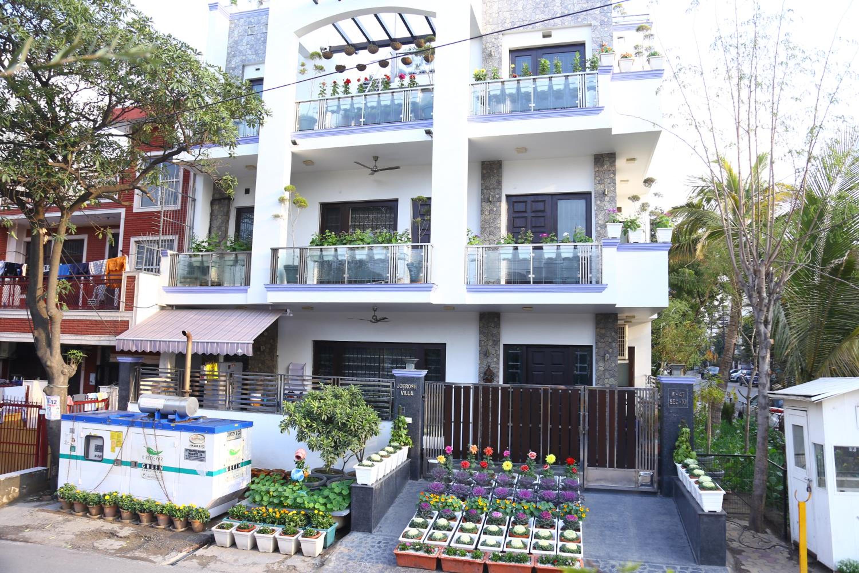 joerose villa view 2