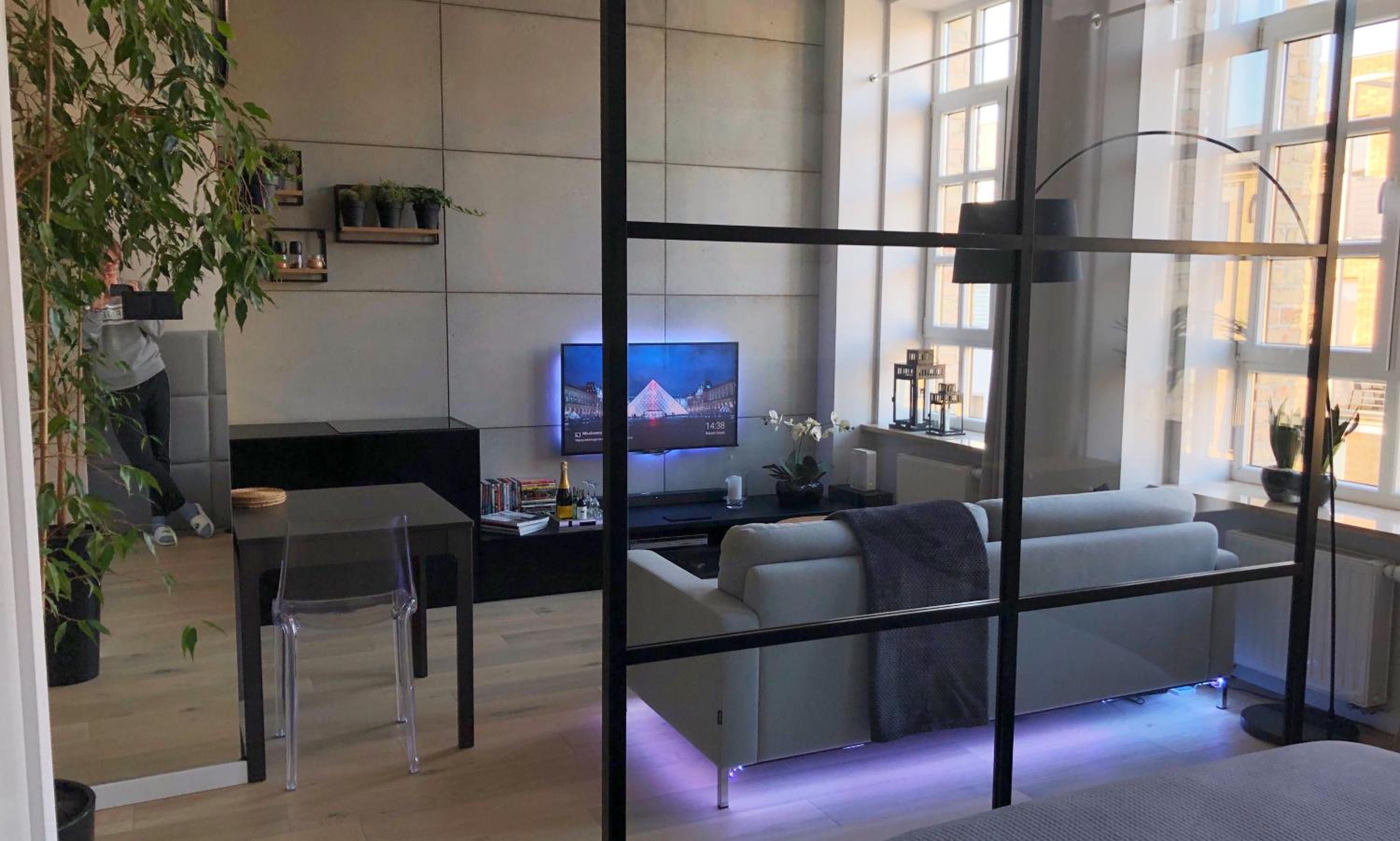 Neon Loft Apartament Bukowskiego