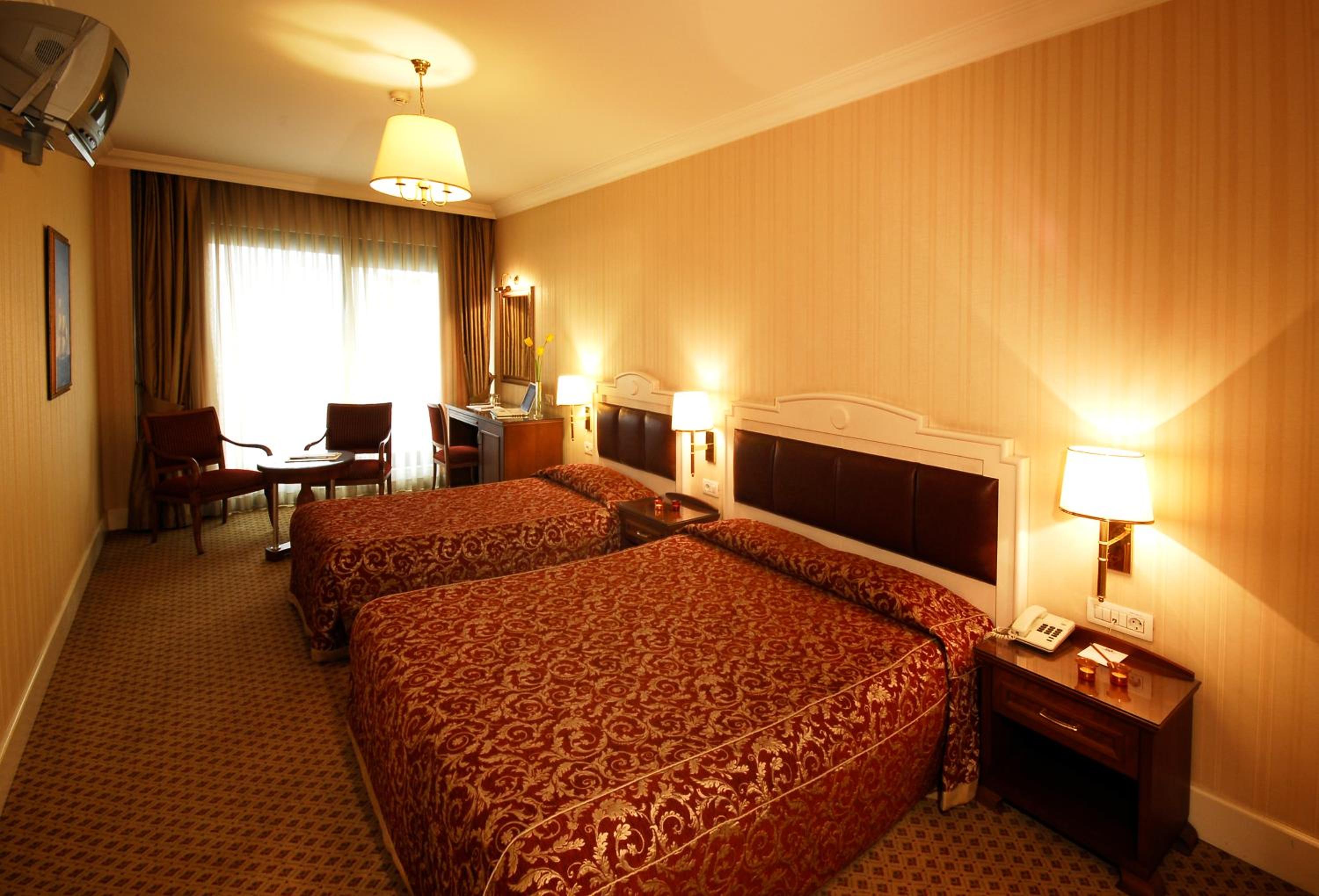 Taksim Metropark Hotel - Image 18