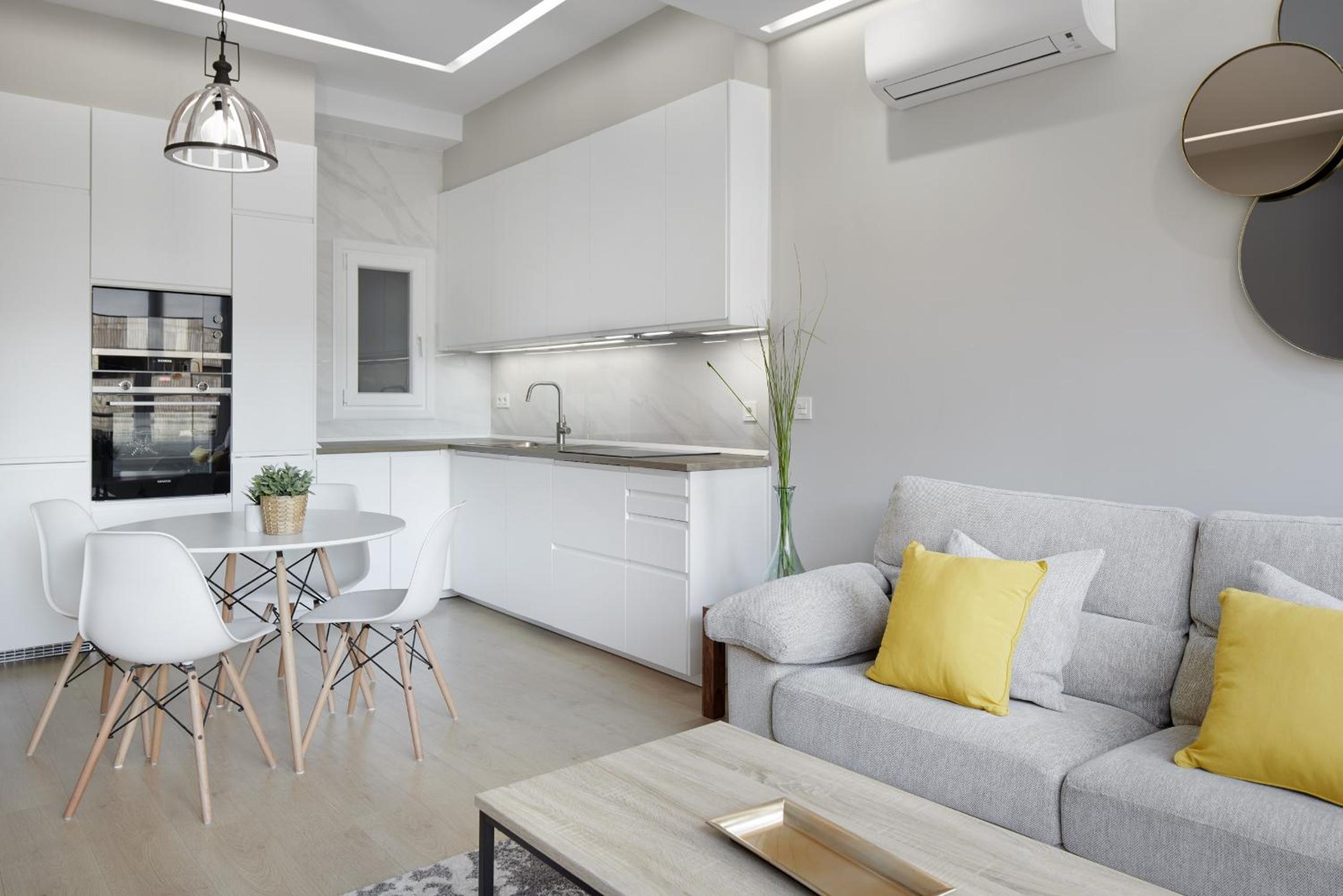 Always Easy I Tabakalera