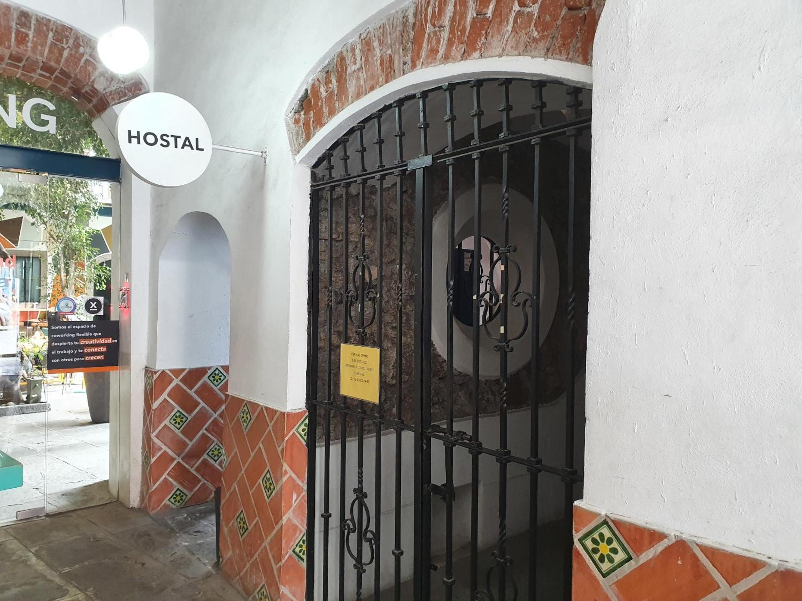Hostalgia Casa Zul