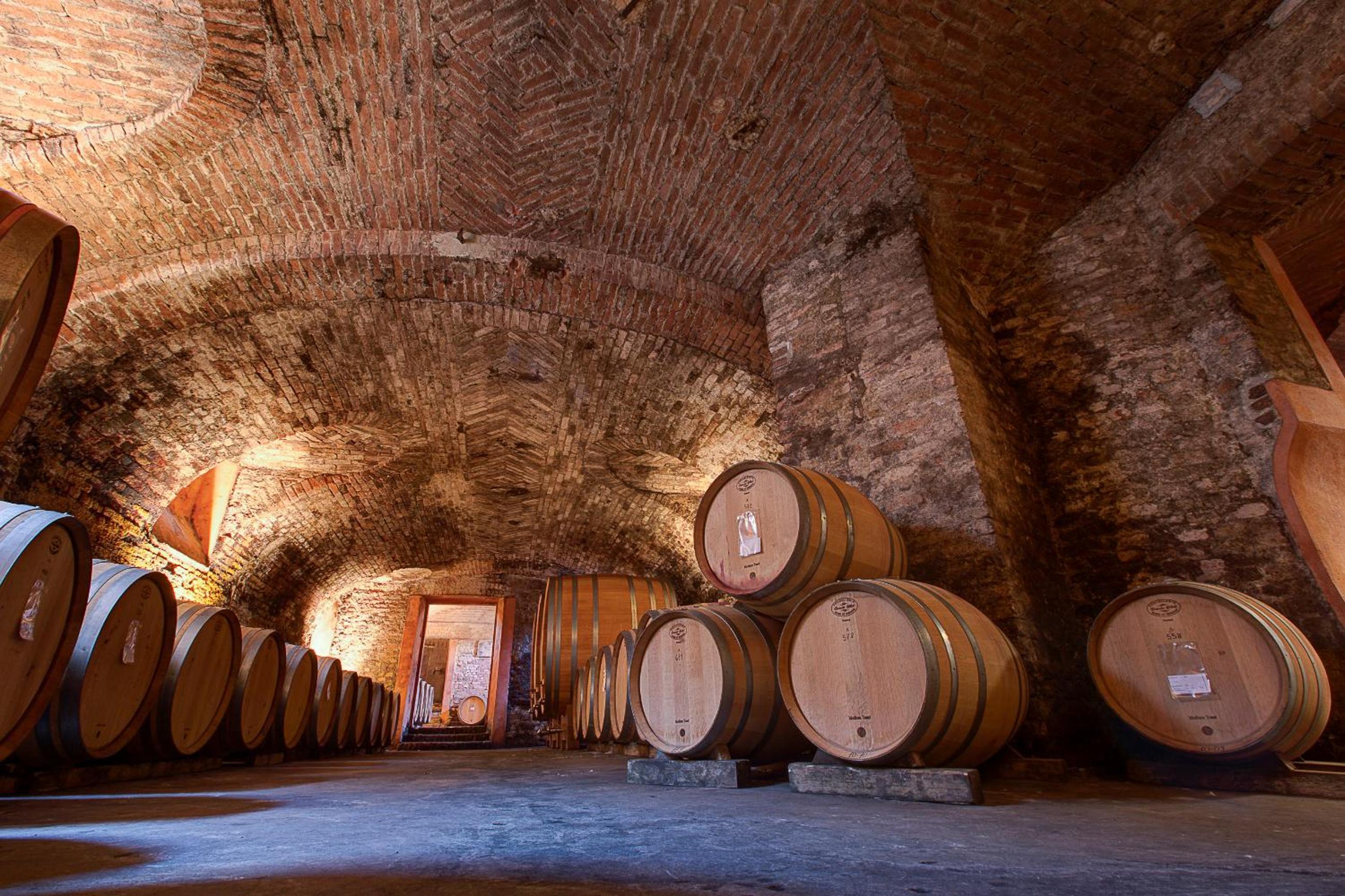 Marchesi Alfieri - Cantine e Ospitalità