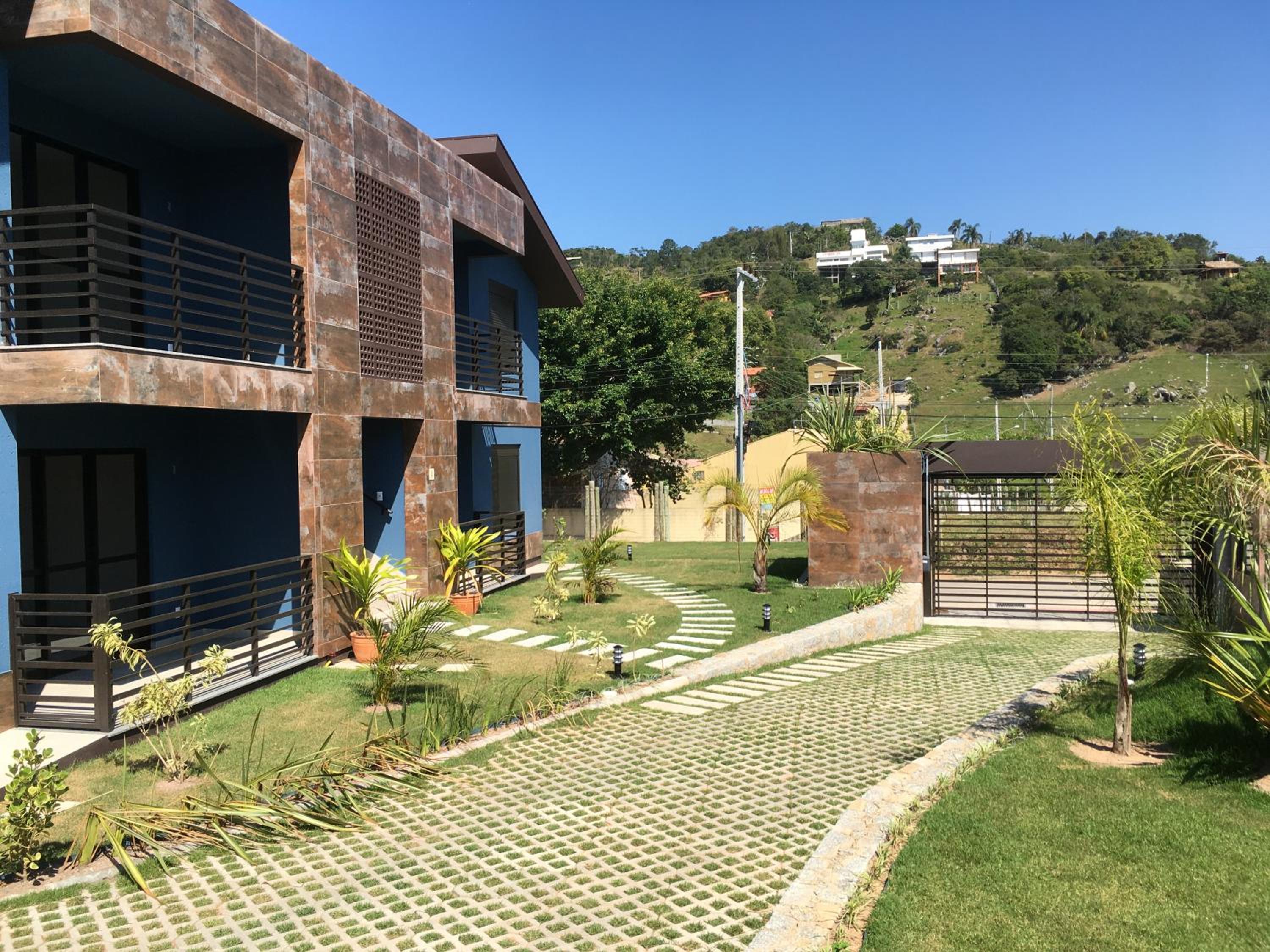 Garopaba - Praia da Gamboa - Apartamento com piscina view 2