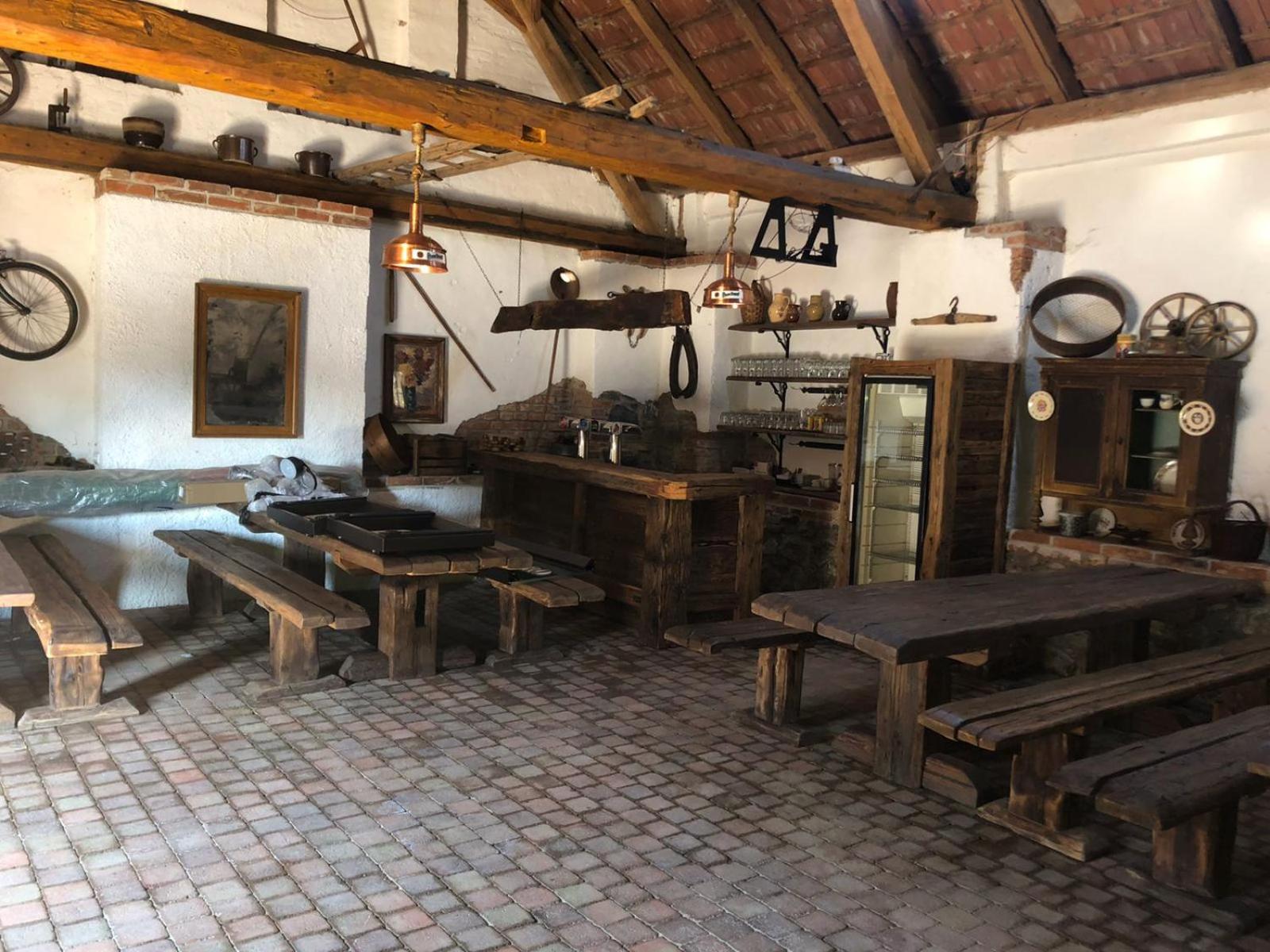 Penzion, Restaurace Jaro Věšín Brdy