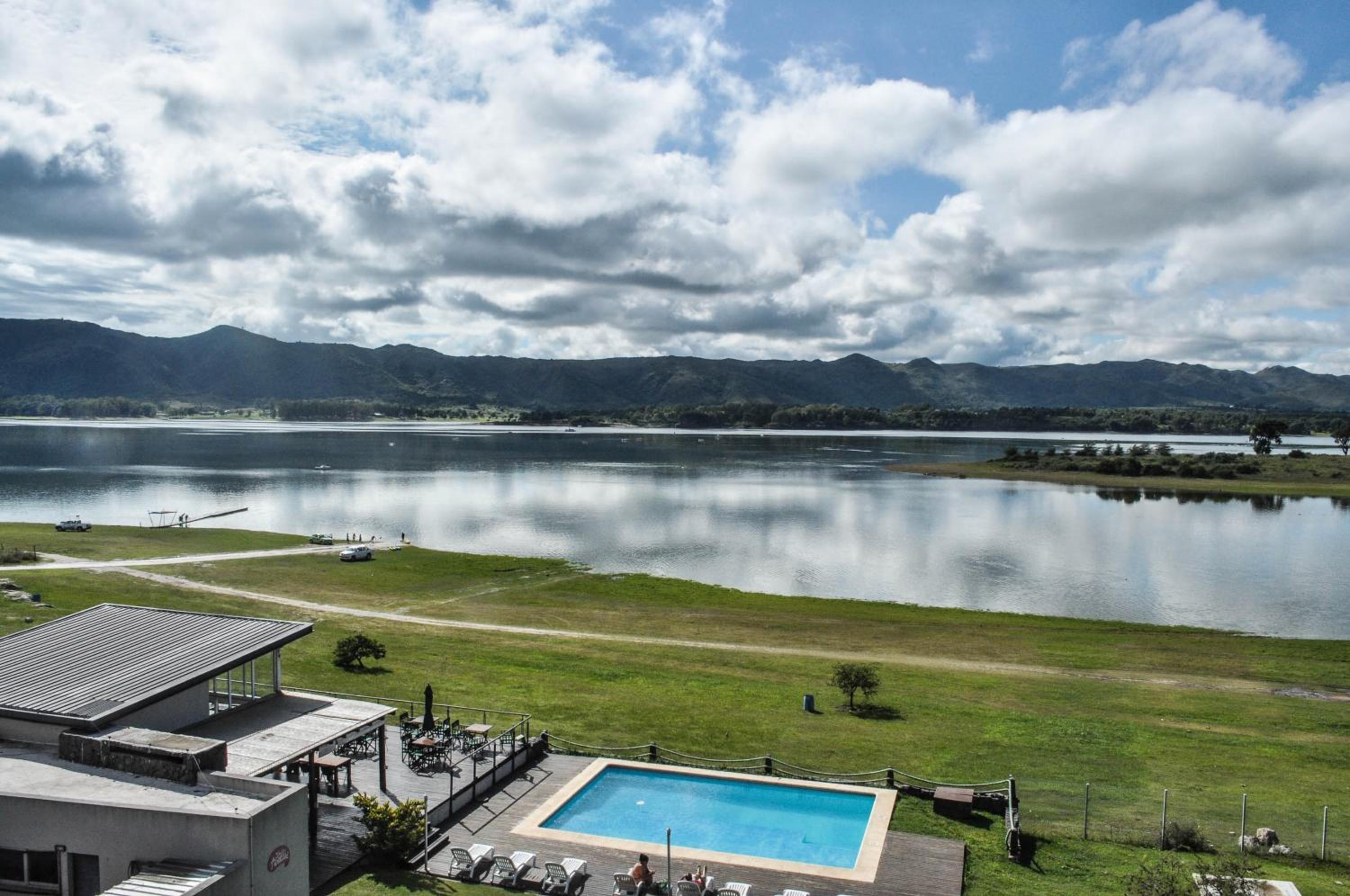 Premium Apart frente al Dique Los Molinos