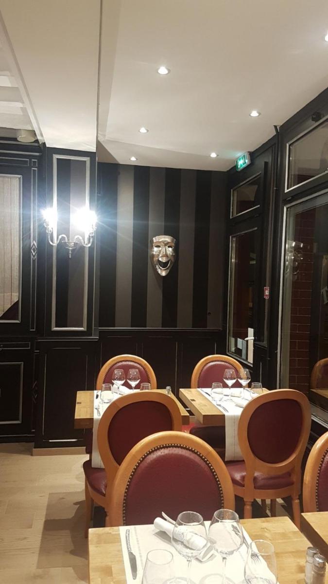 restaurant