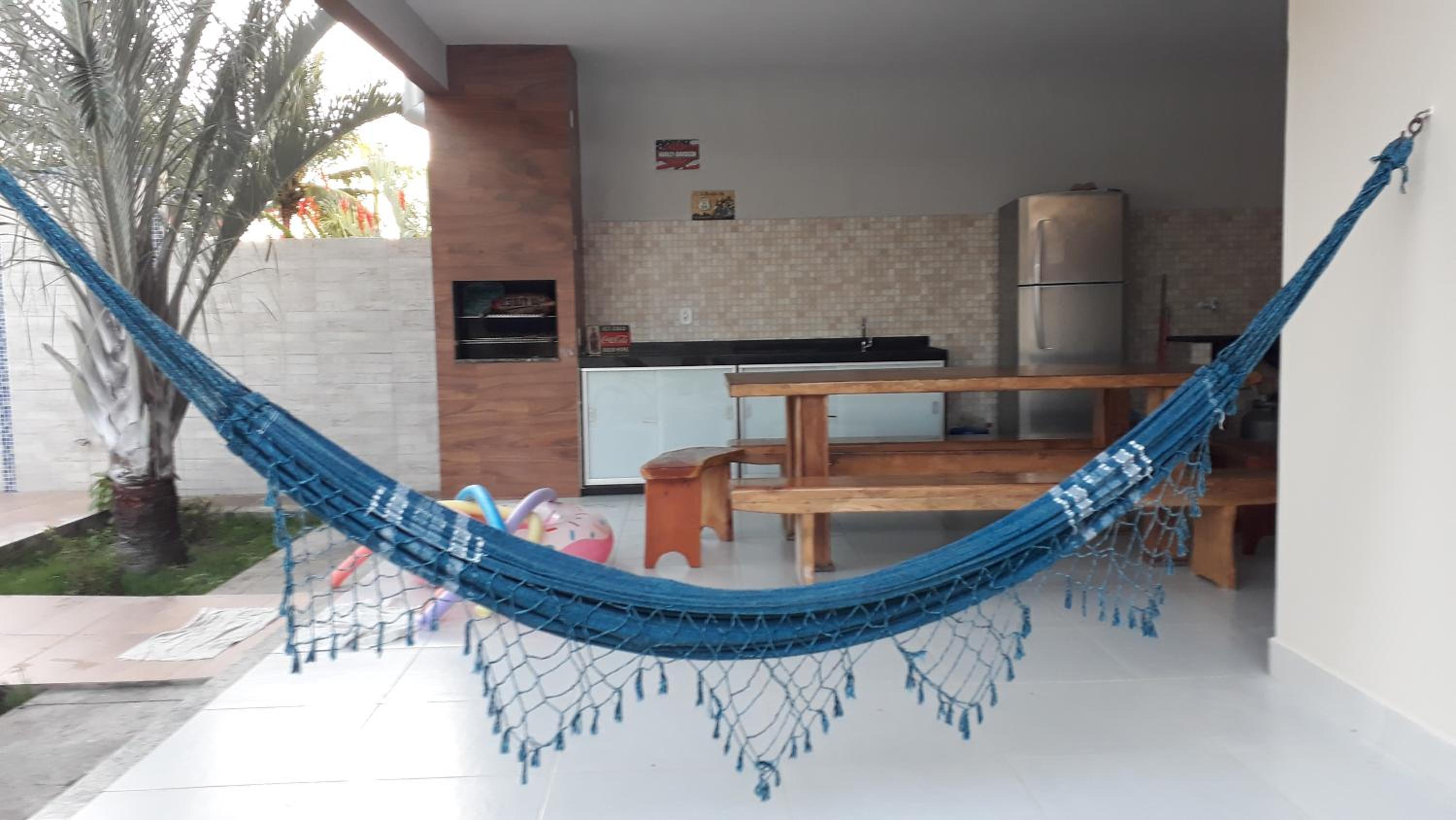 Casa com Piscina em Guaratiba