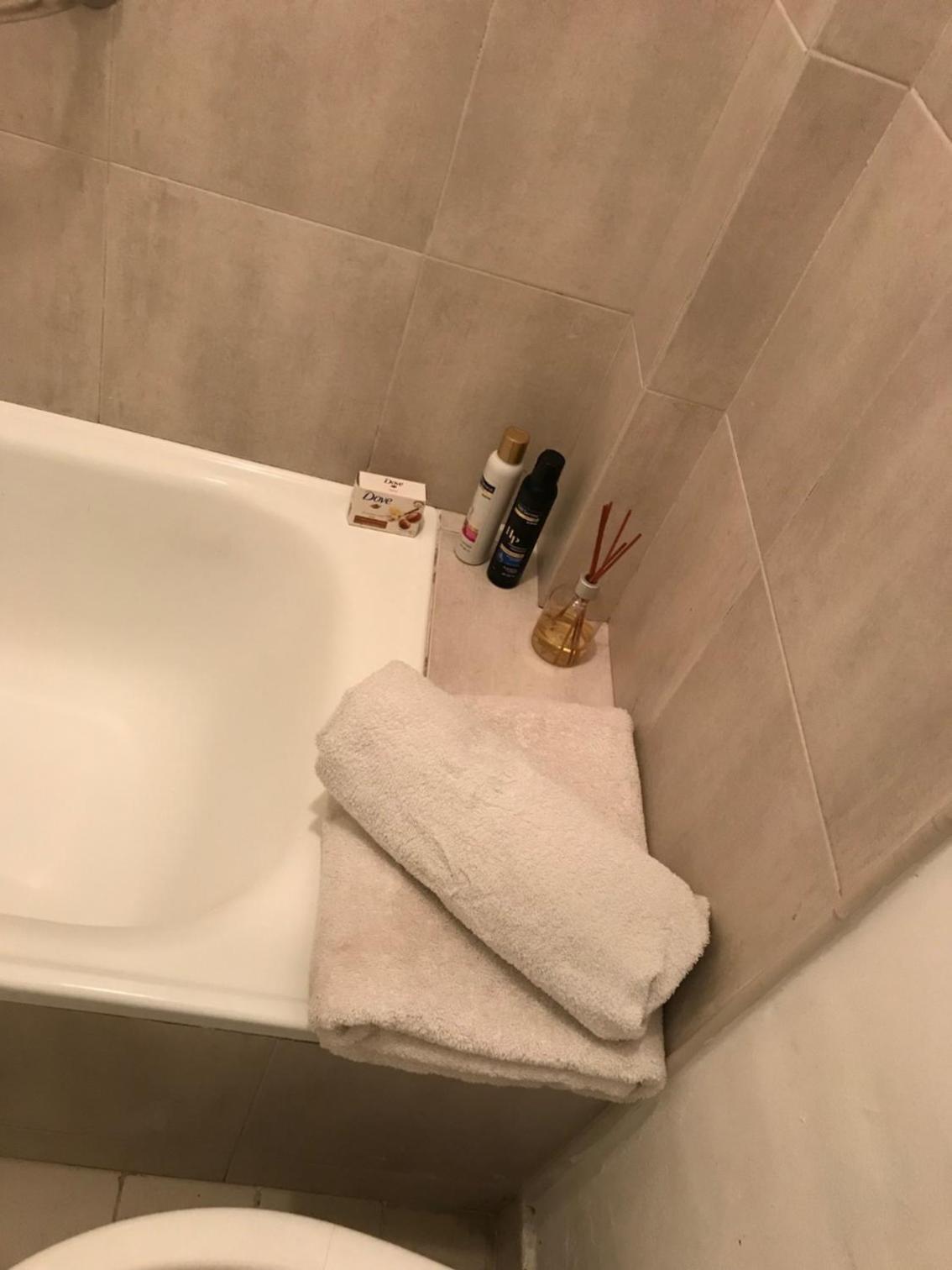 Spacious 2BR Historic Apartment Executive Ready Fast WiFi
