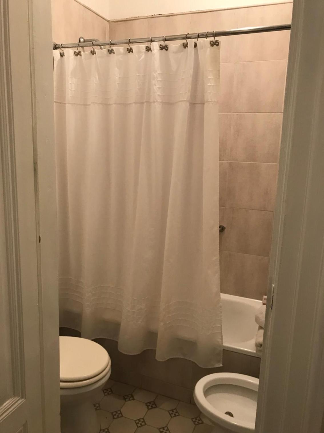 Spacious 2BR Historic Apartment Executive Ready Fast WiFi