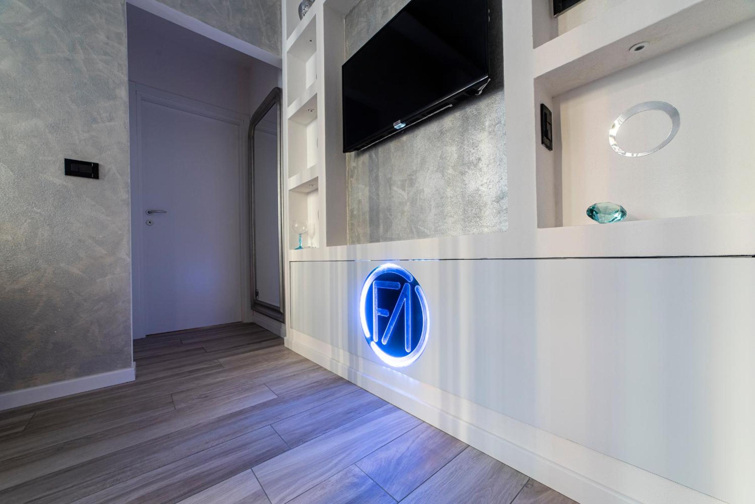 FASHION APARTMENT SILVER Bologna photo 3