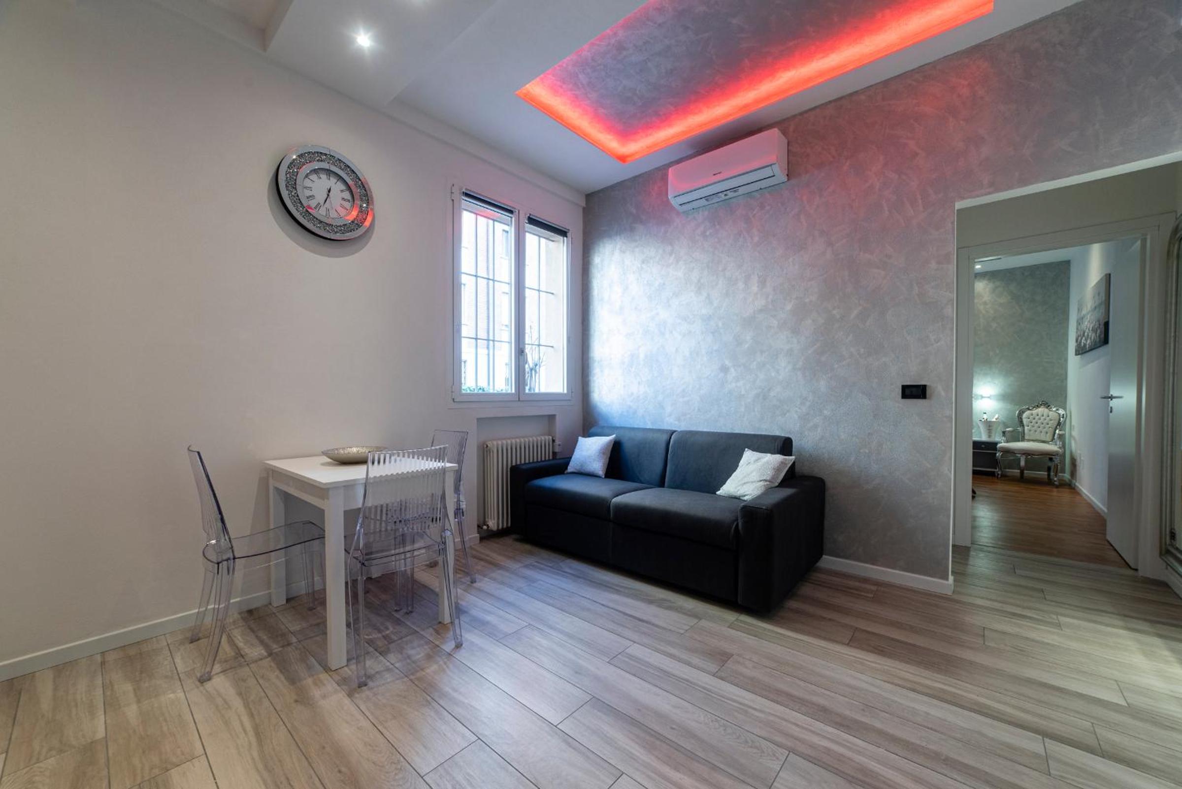 FASHION APARTMENT SILVER Bologna photo 4