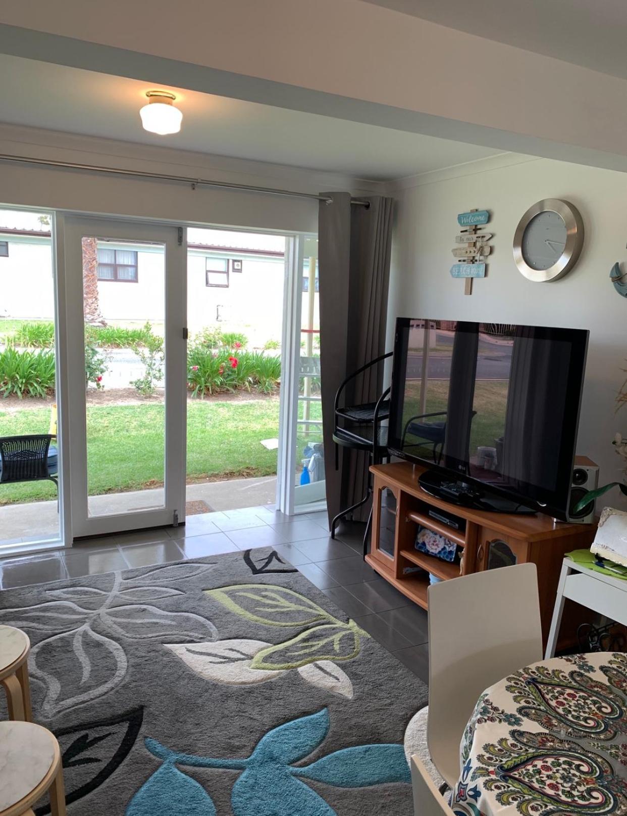 Relax On Bingham view 2