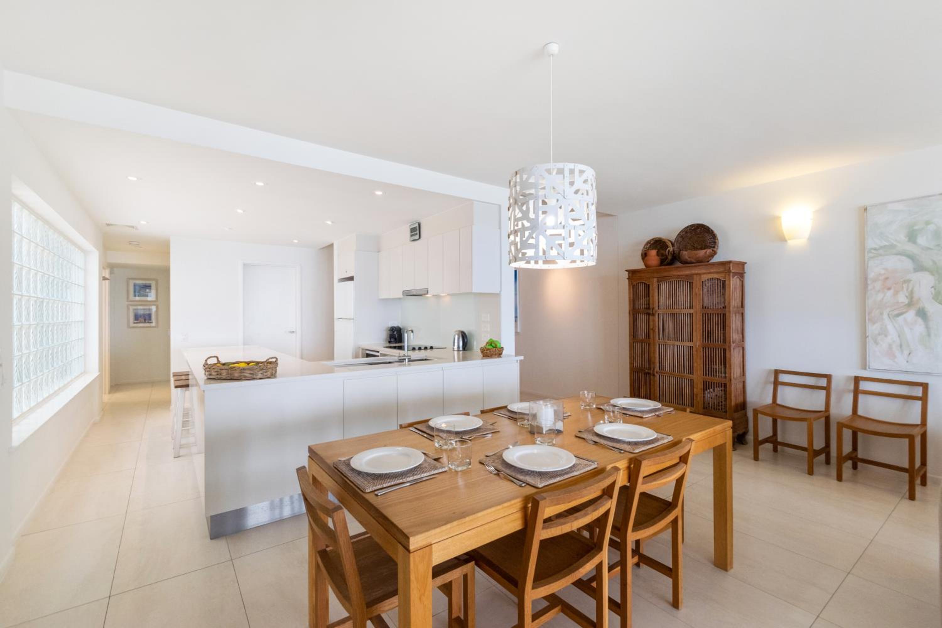 La Mer Apartments