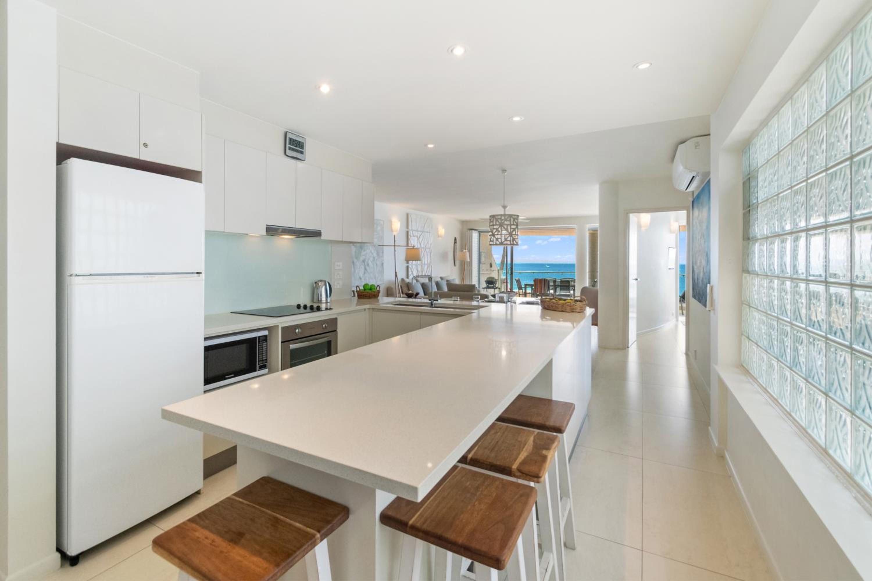 La Mer Apartments