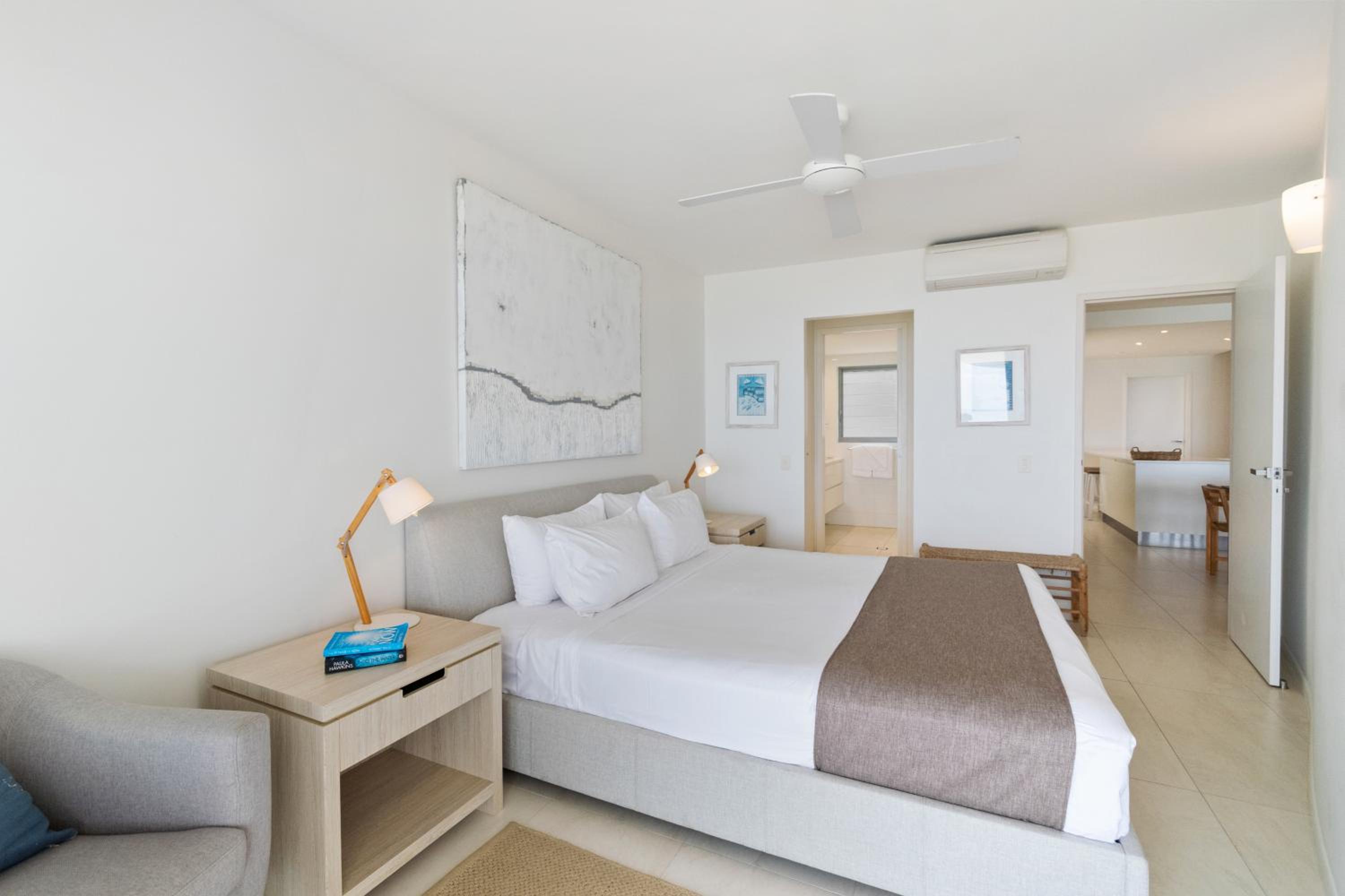 La Mer Apartments