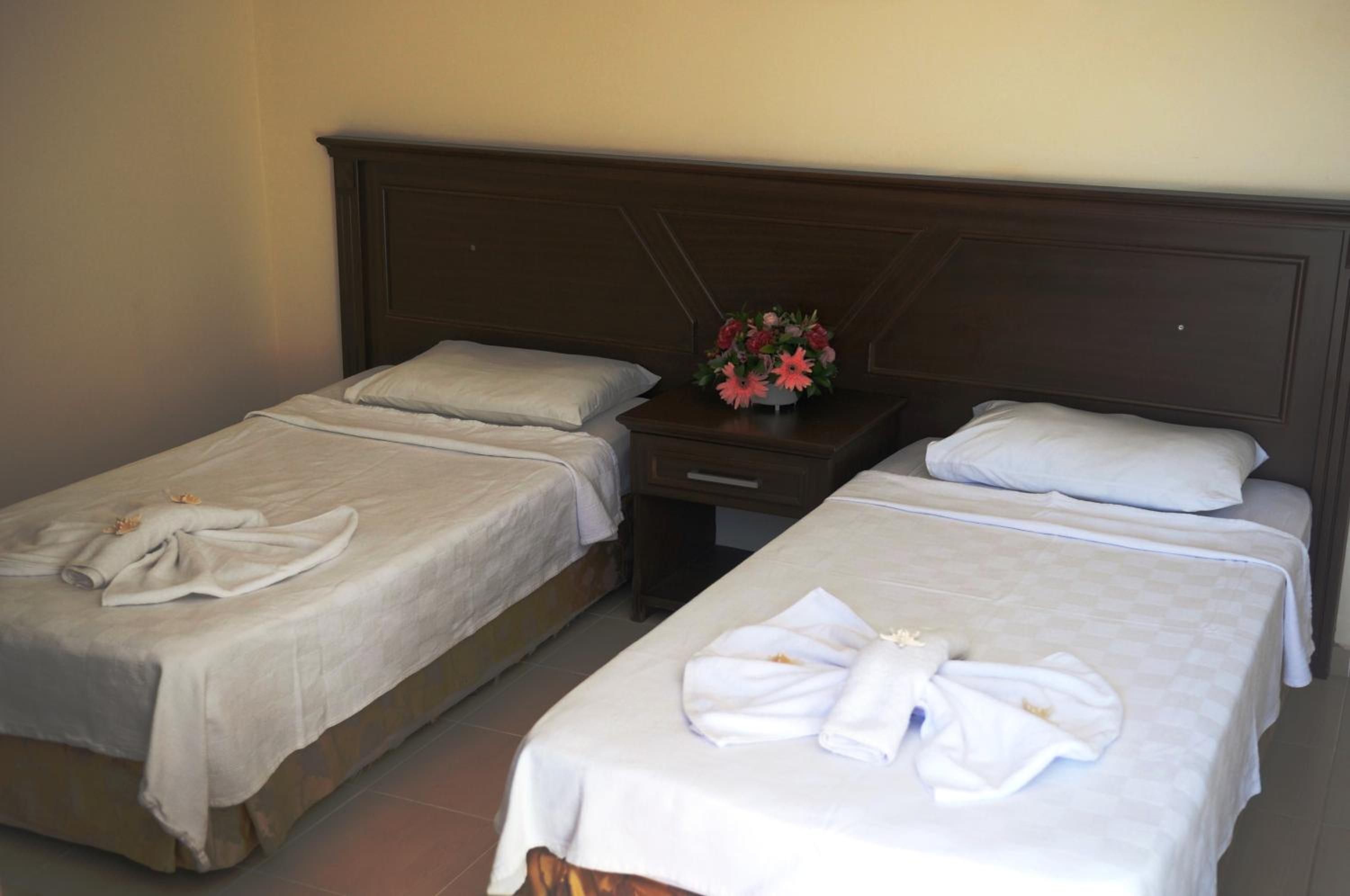 Navy Hotel - Image 34