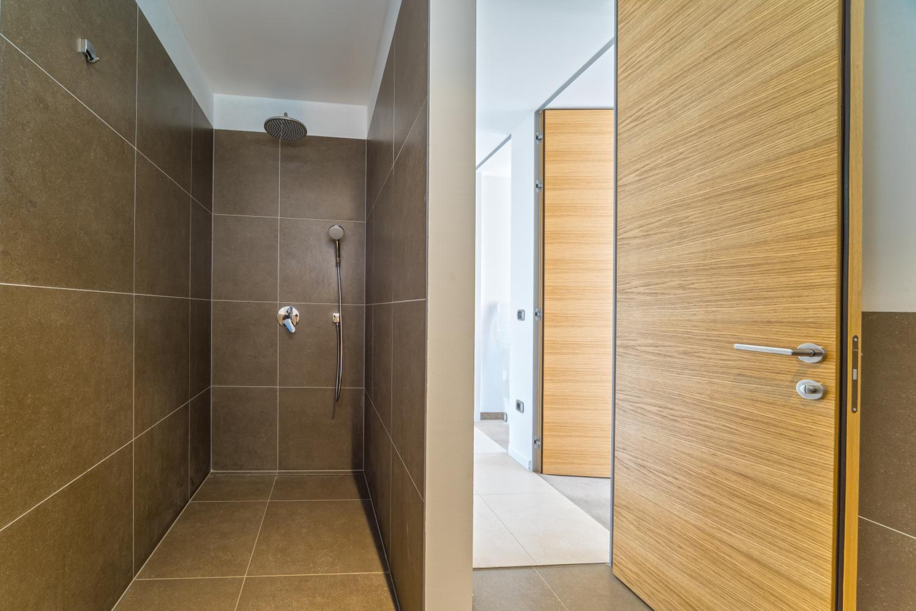 Golden Rays Luxury Villas & Apartments