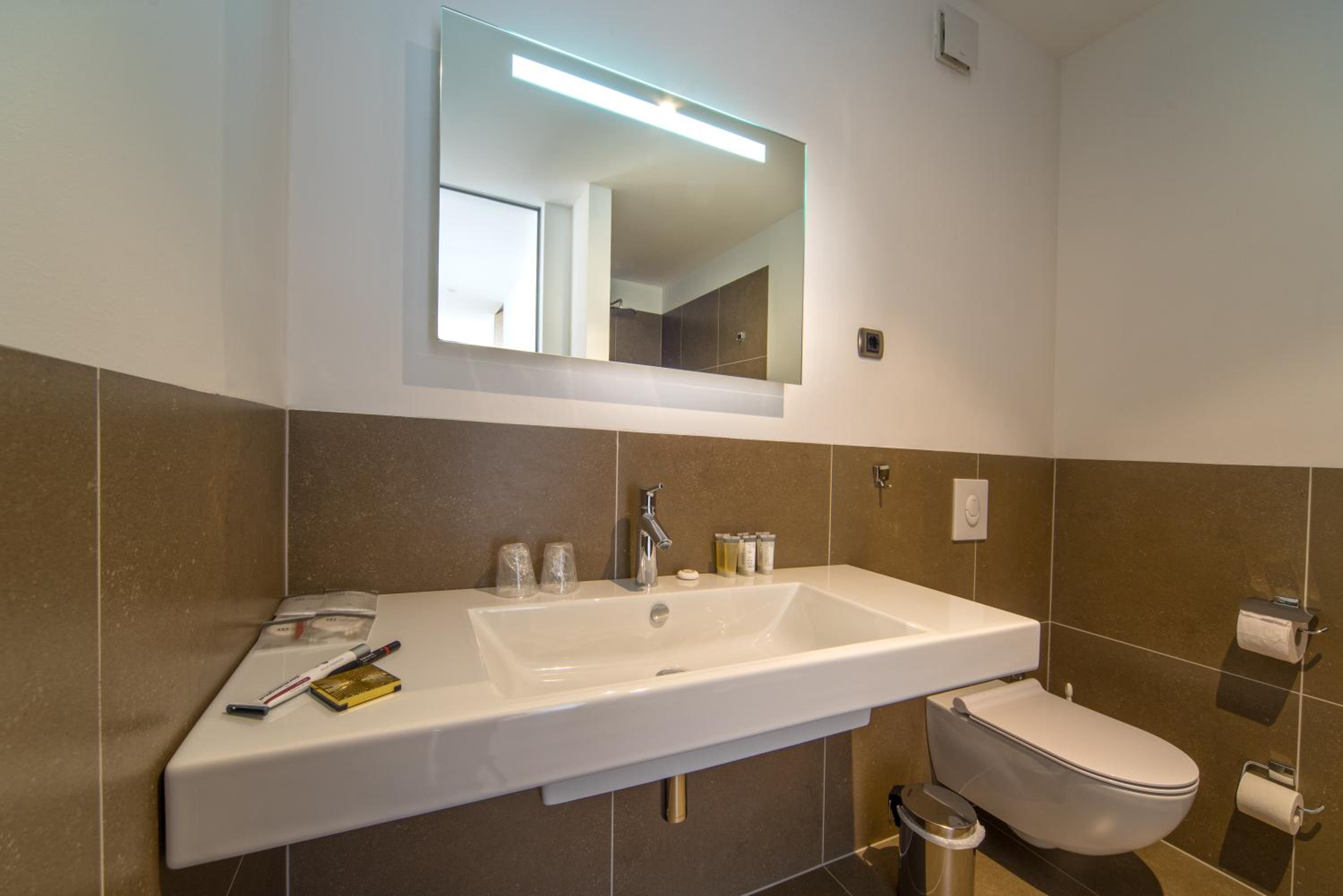Golden Rays Luxury Villas & Apartments