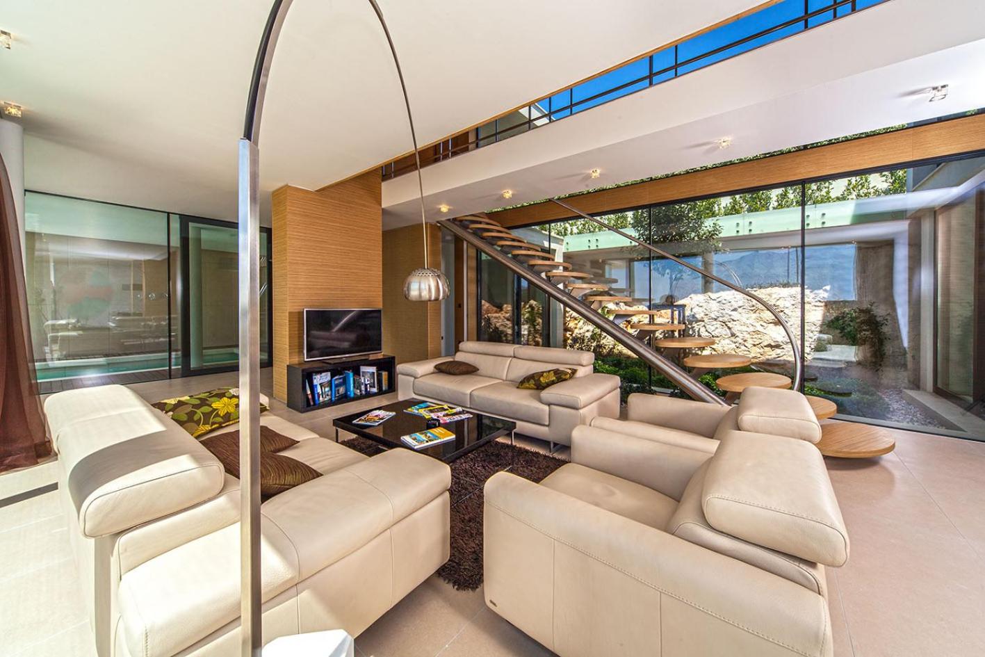 Golden Rays Luxury Villas & Apartments