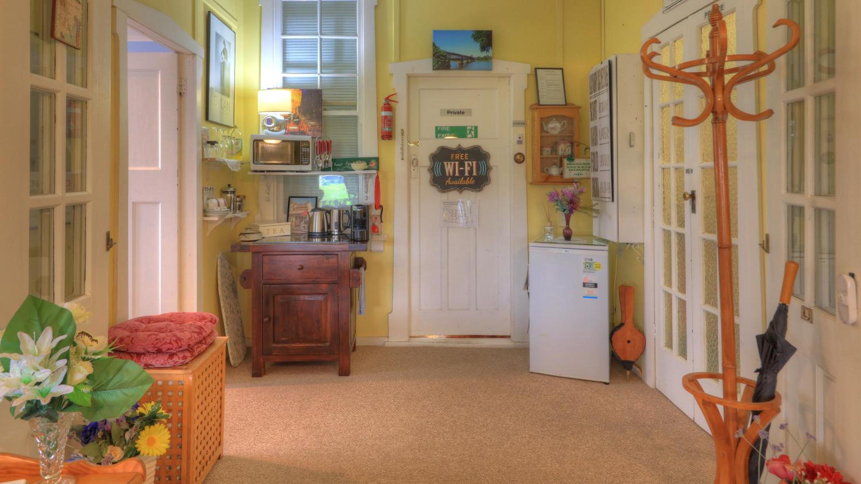 Andavine House - Bed & Breakfast