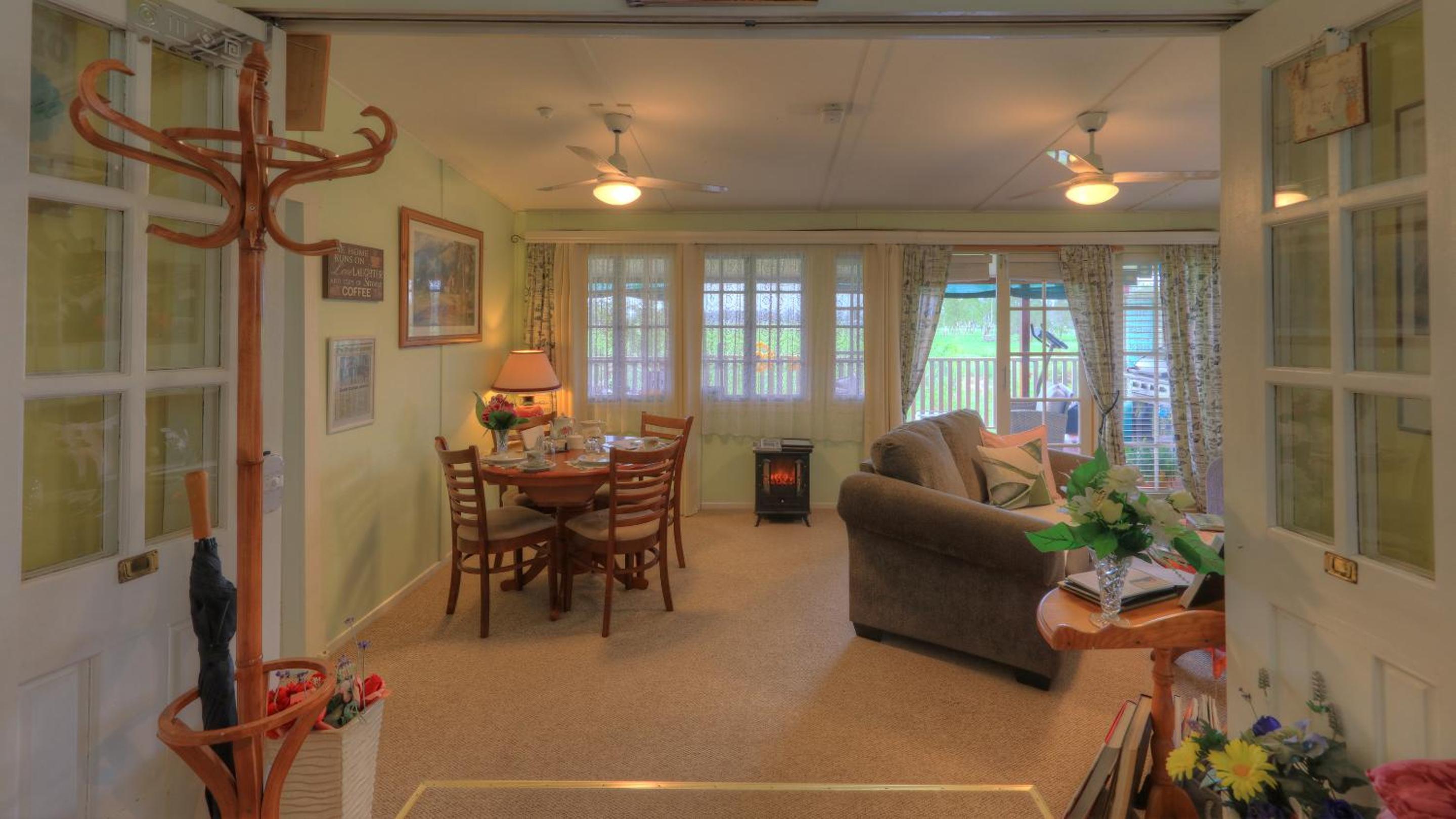 Andavine House - Bed & Breakfast