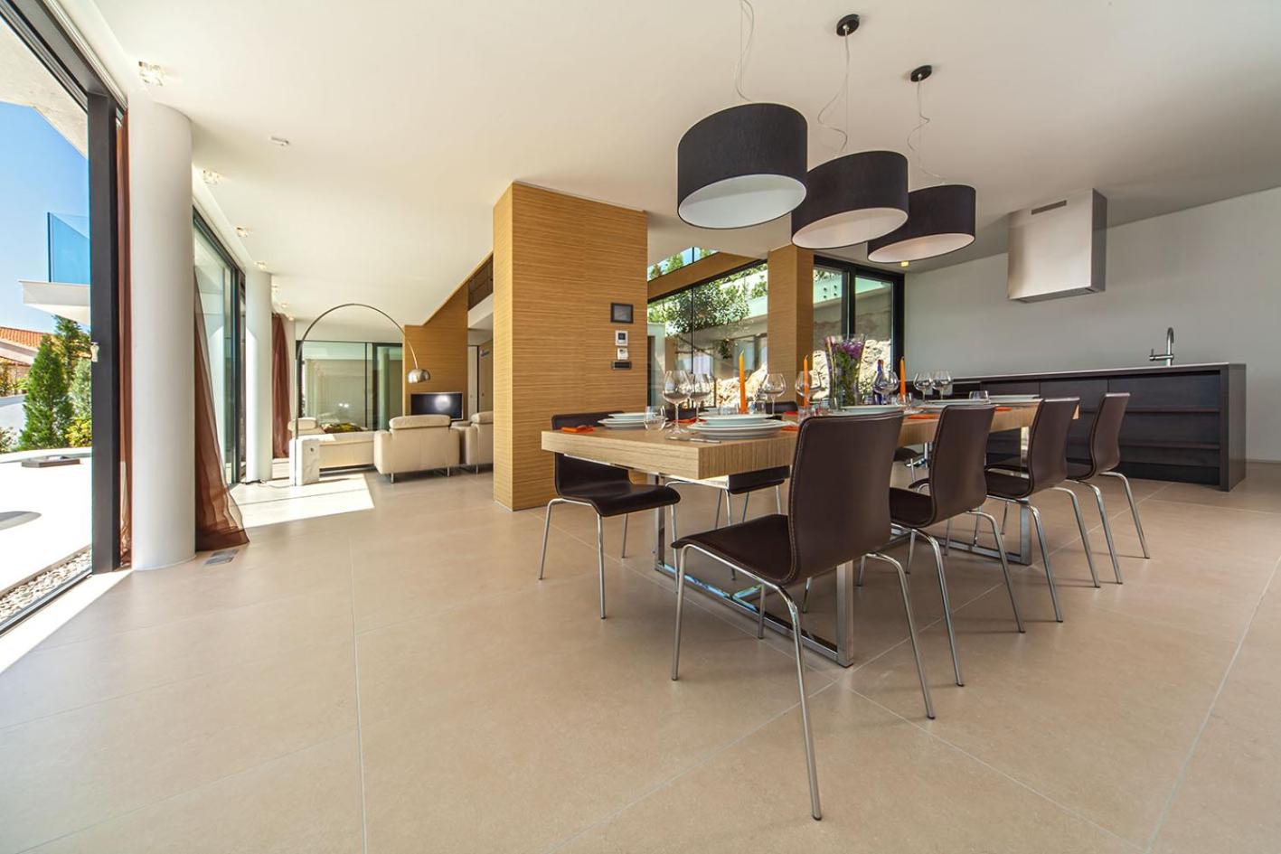 Golden Rays Luxury Villas & Apartments