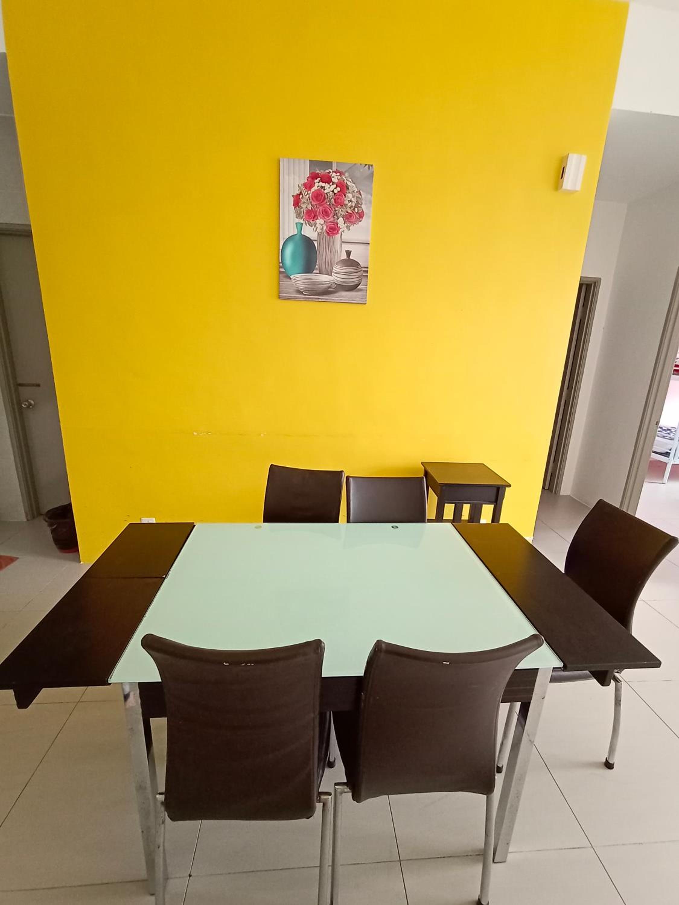 Cameron's Square Apartment photo 2
