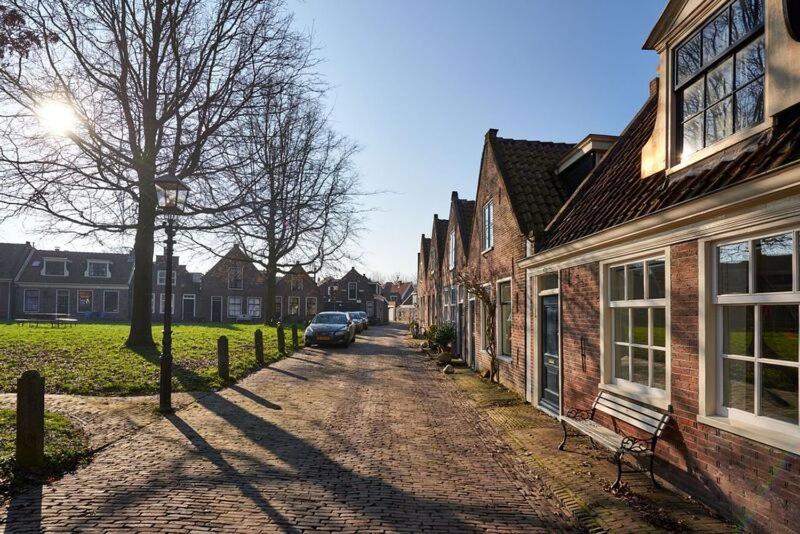 Family home view 4