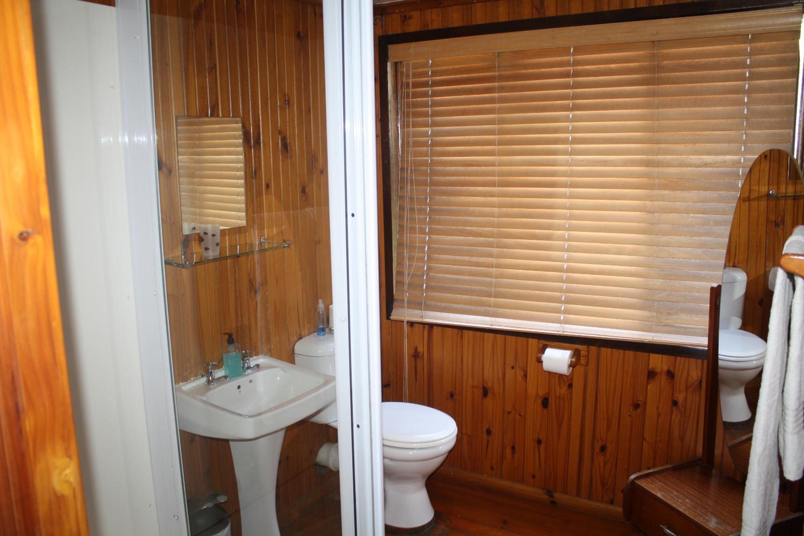 Lagoon Lodge