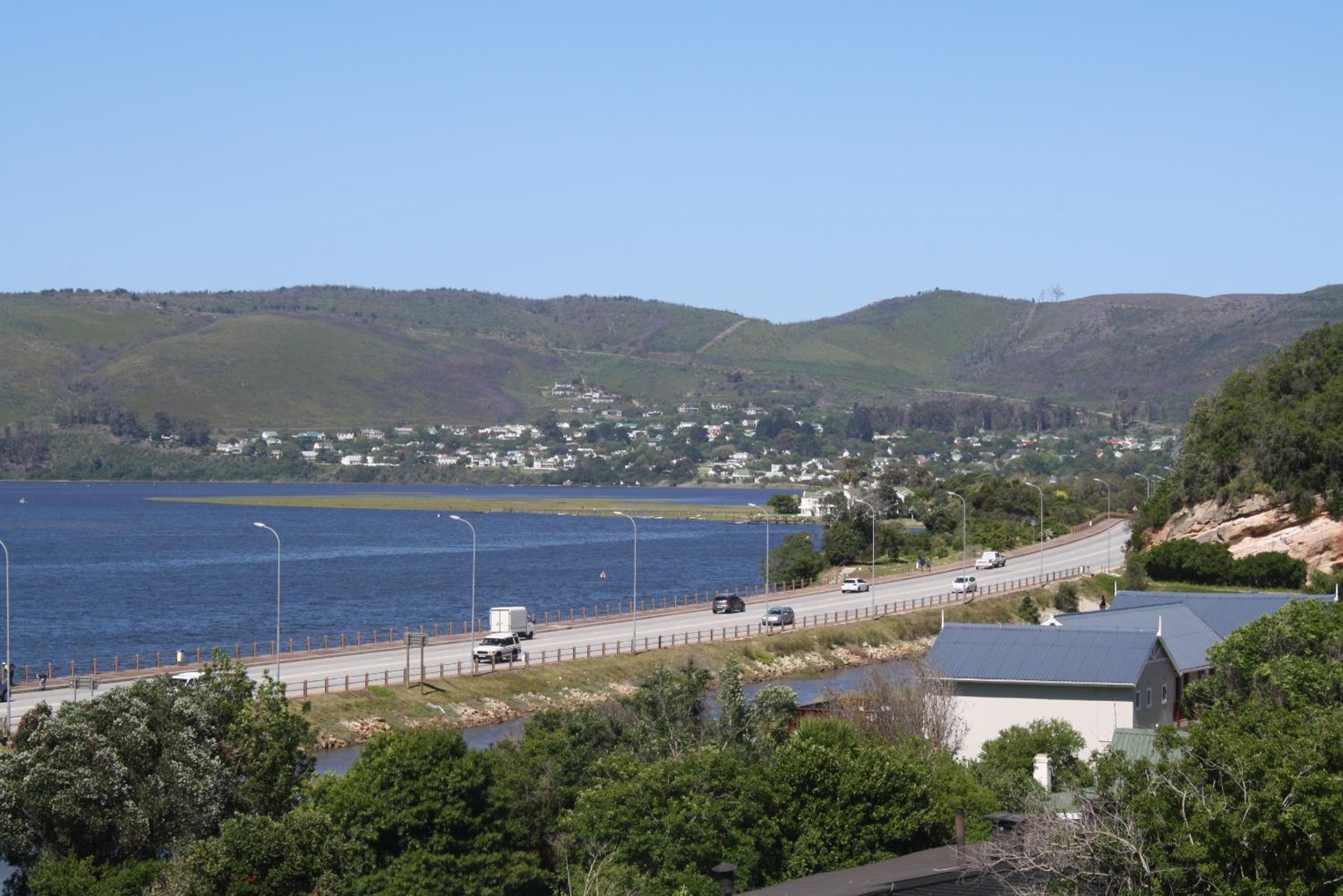 Lagoon Lodge