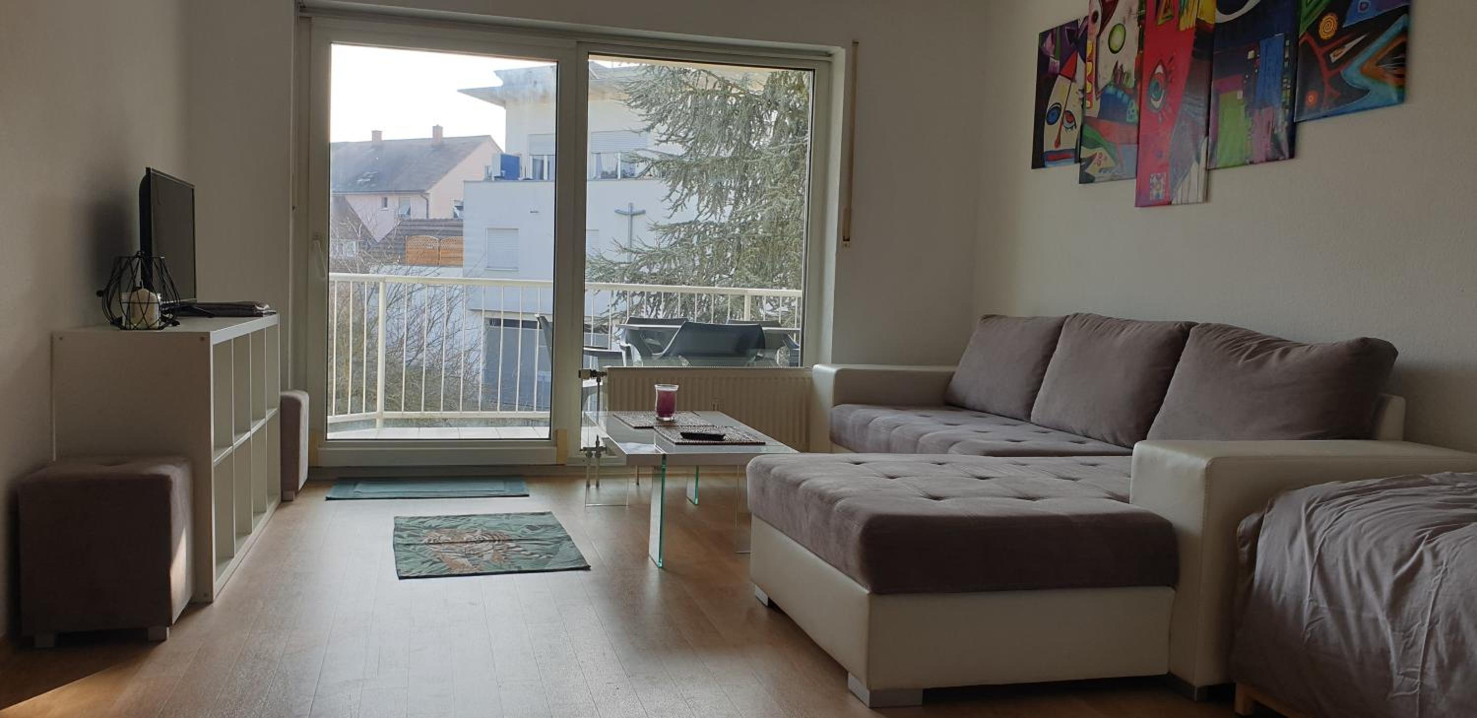 KEHL Center Schöne 2 Zimmer Wohnung mit Terrasse 60M2