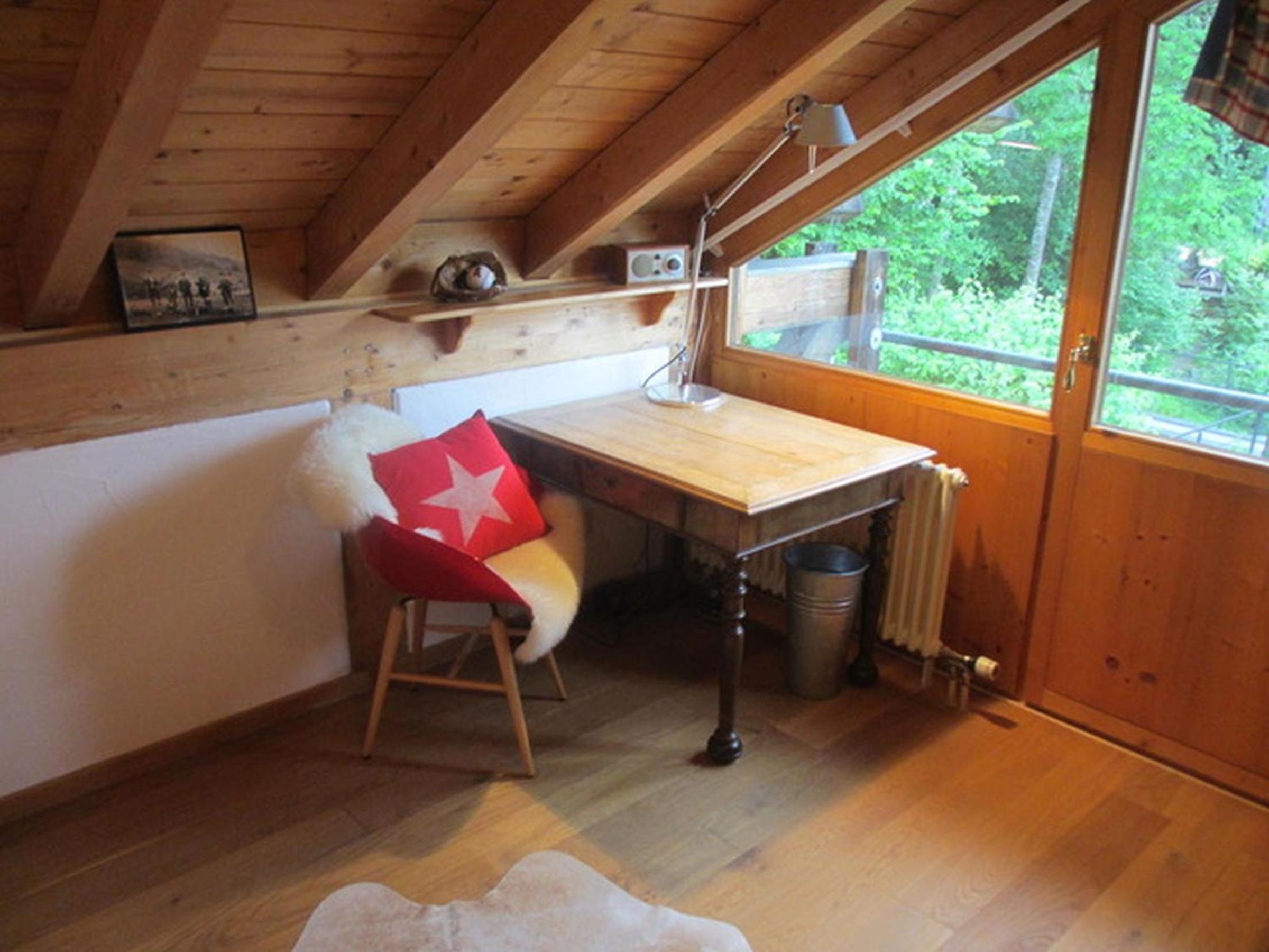Photo 43