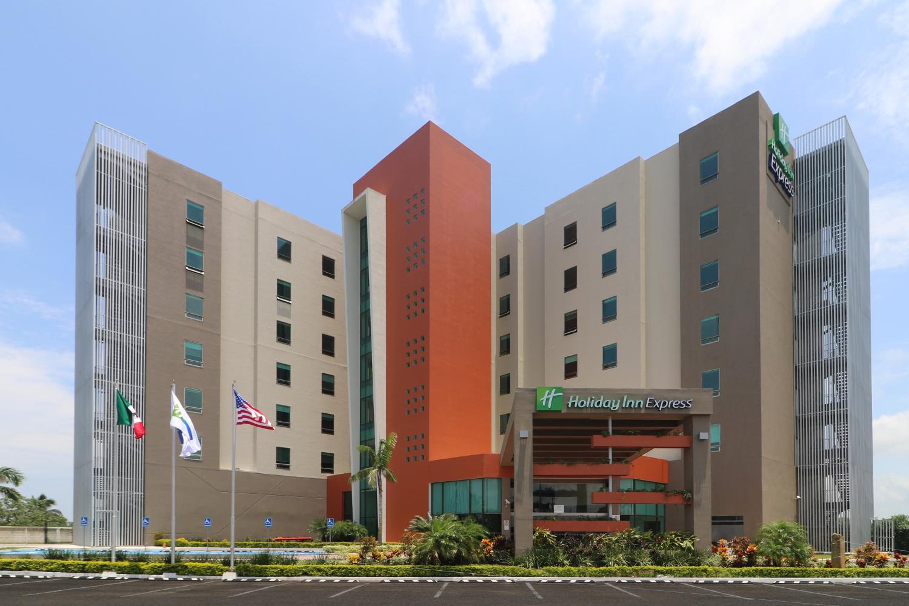 Hotel Holiday Inn Express - Tuxpan, an IHG Hotel - Image 1