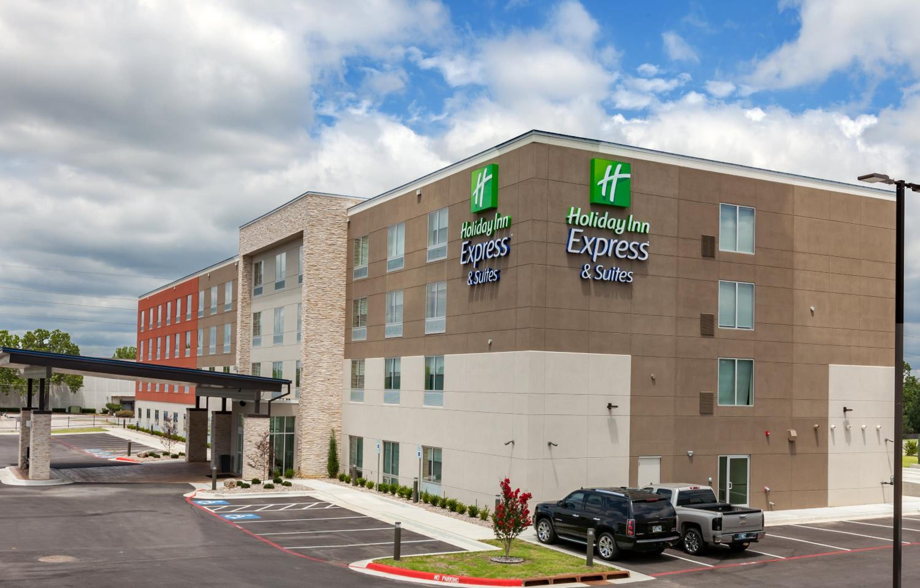 Hotel Holiday Inn Express & Suites Tulsa South - Woodland Hills By Ihg