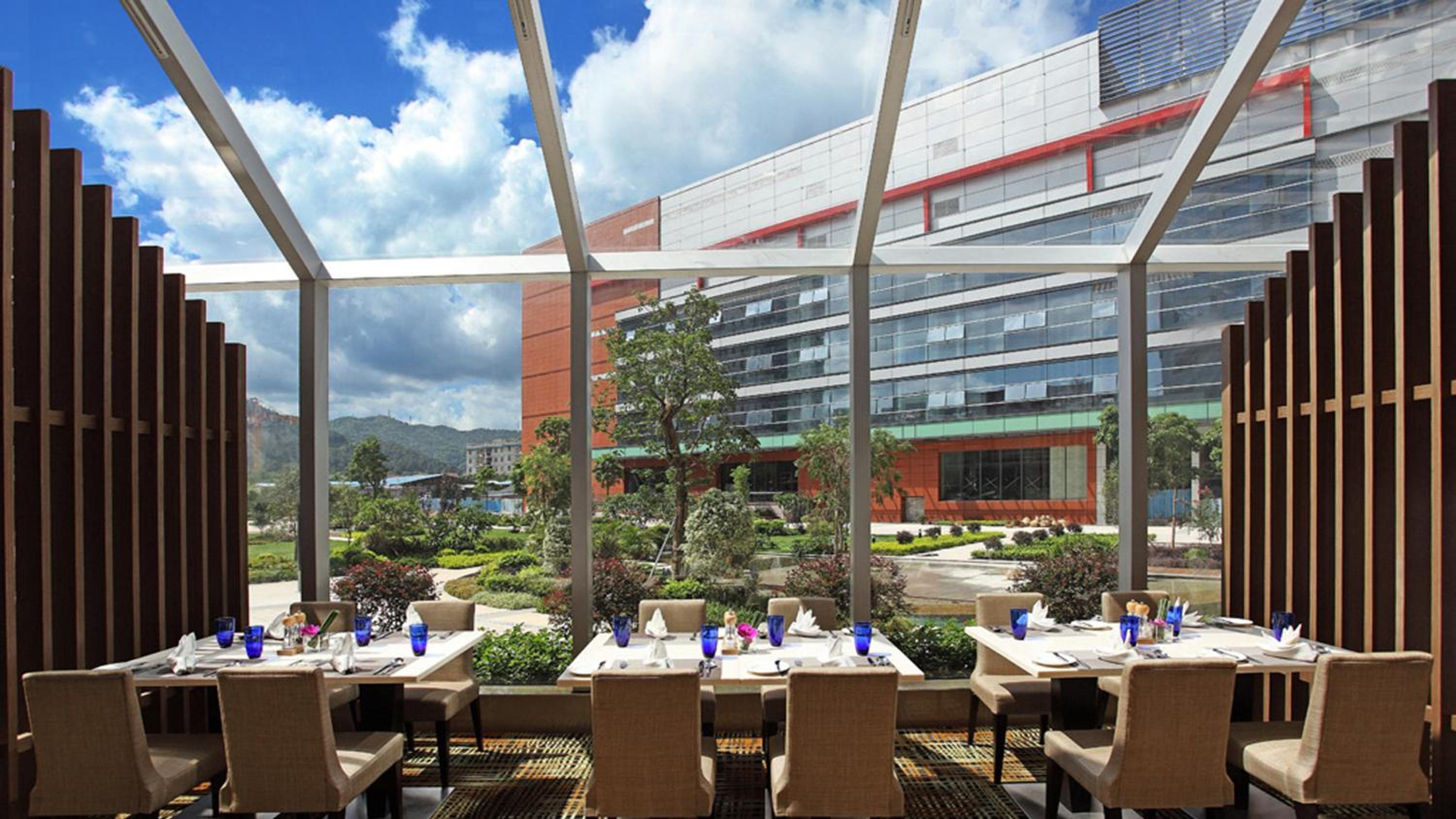 Crowne Plaza Zhongshan Wing On City by IHG