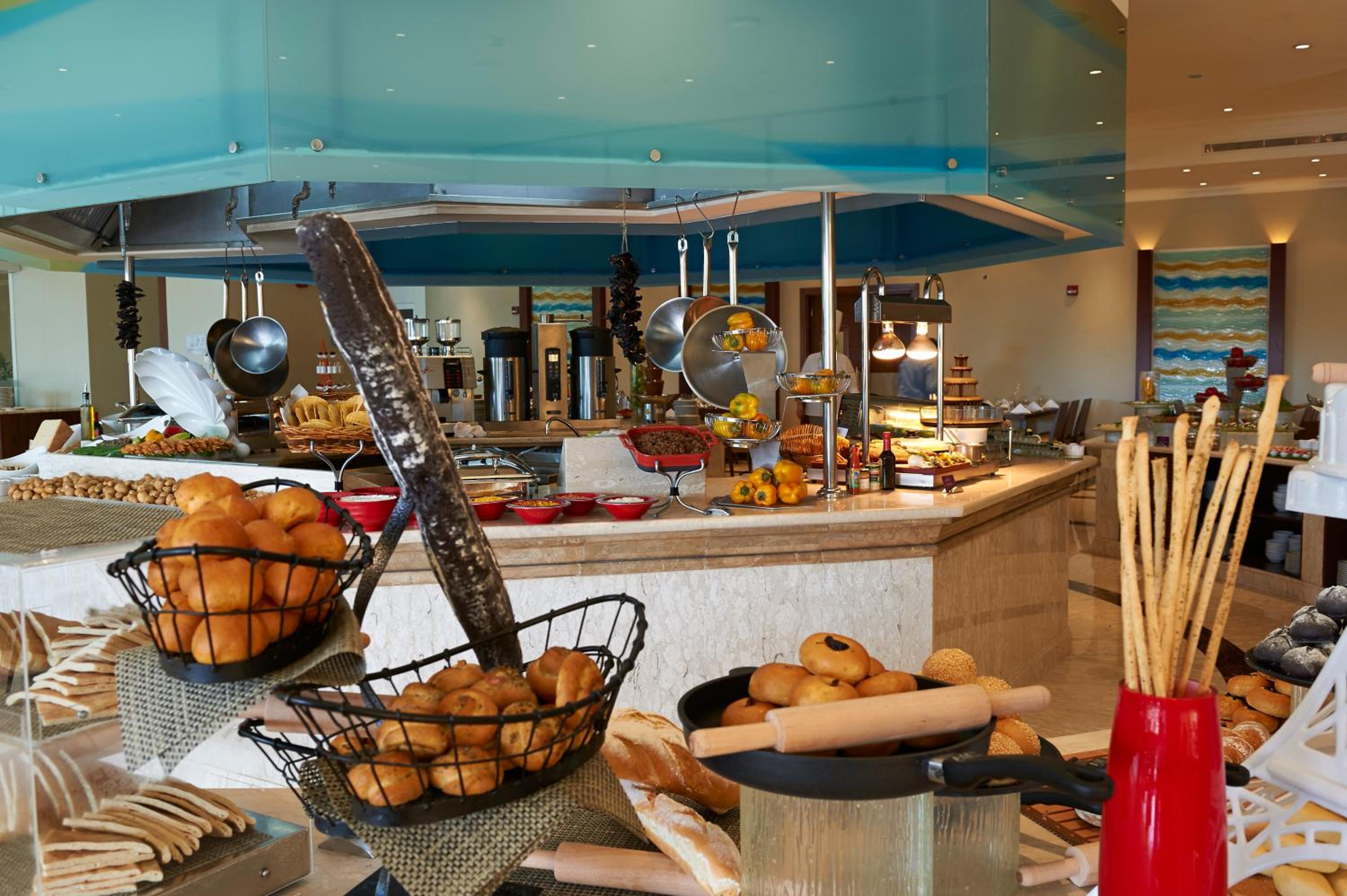 Crowne Plaza Jordan Dead Sea Resort & Spa by IHG - Image 5