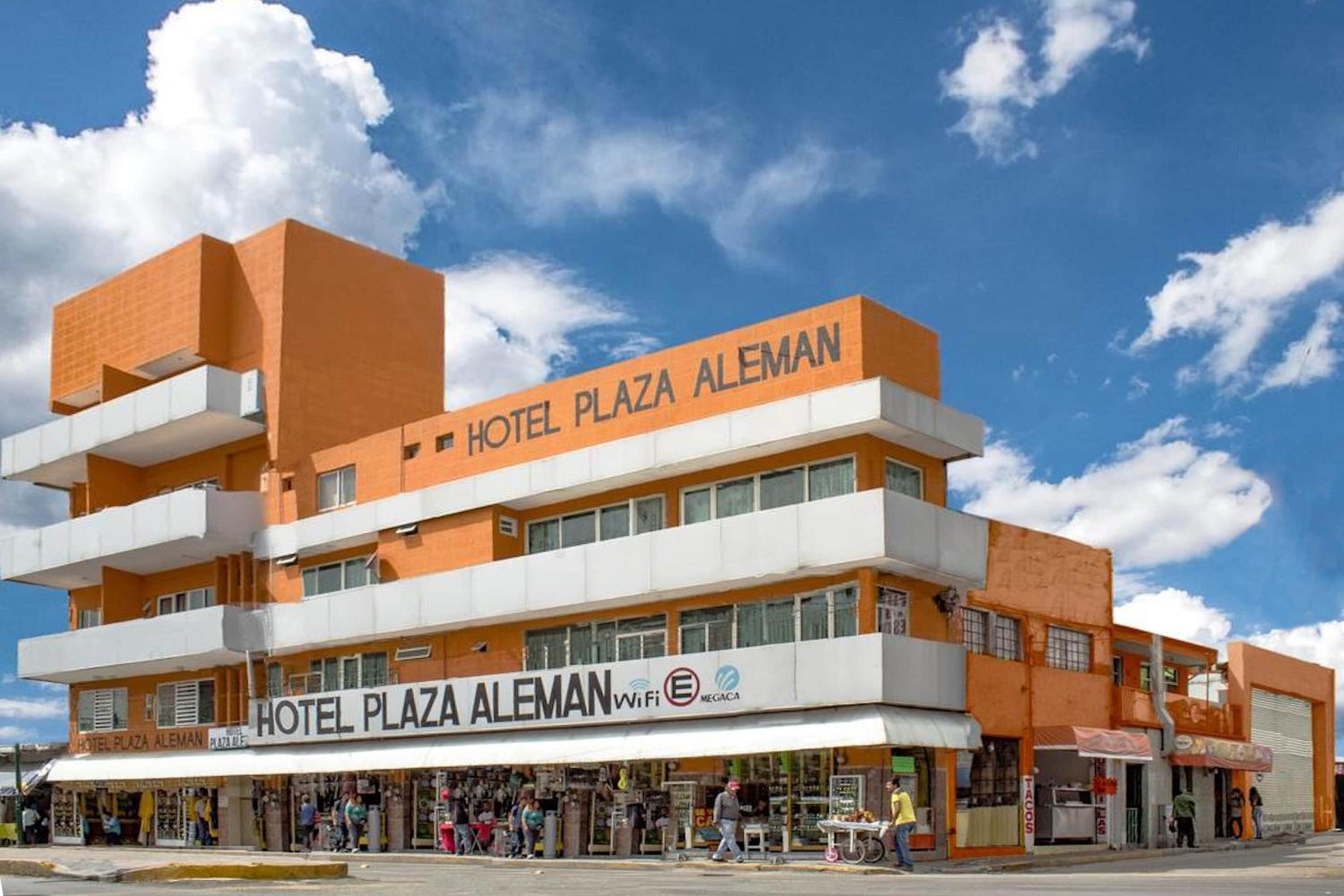 Hotel Plaza Aleman - Image 1