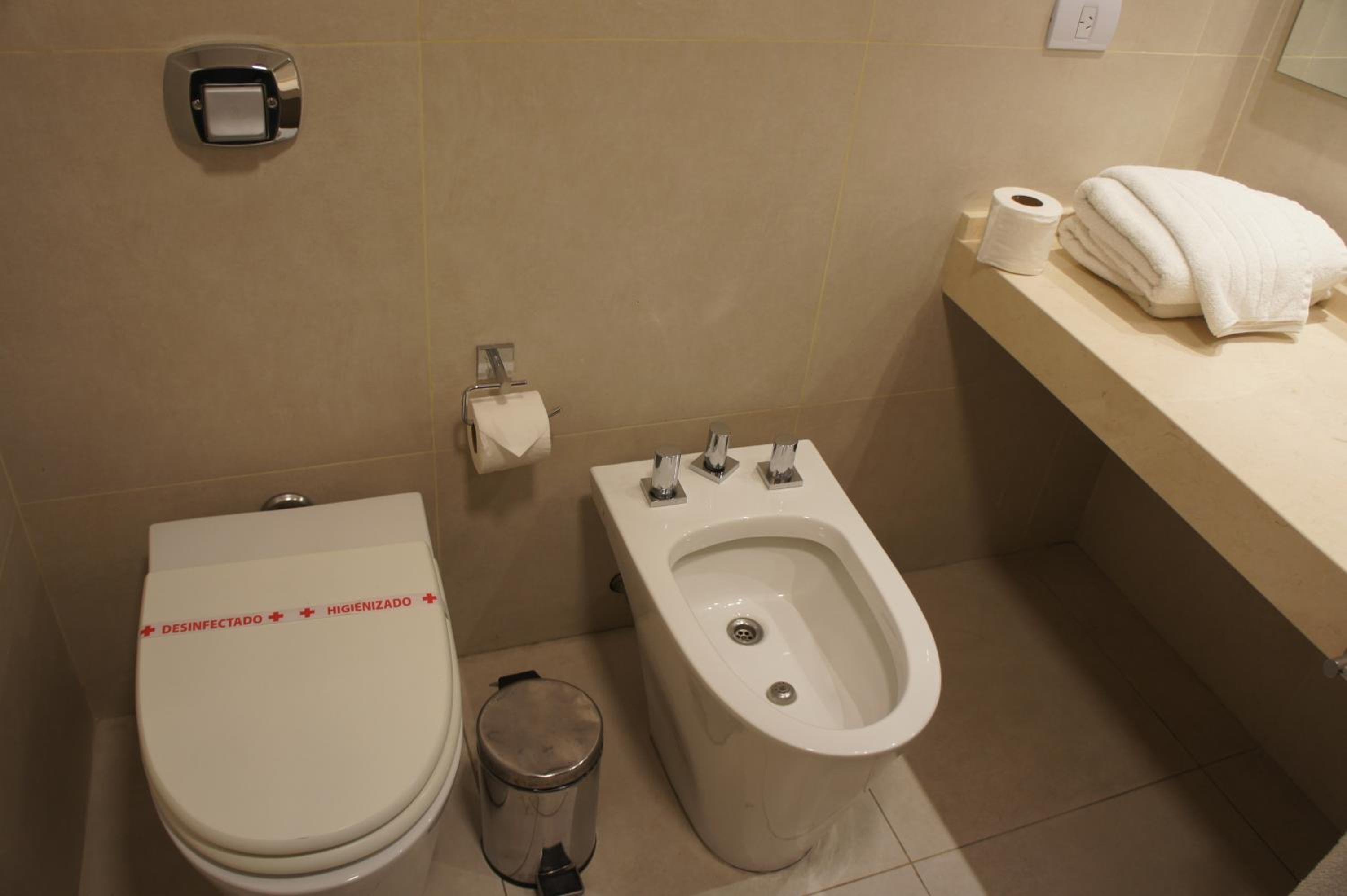 Olmos Suites