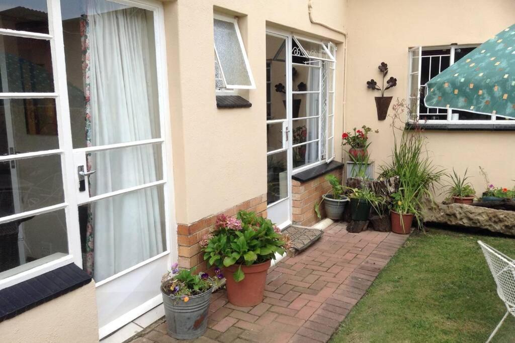 Clarens Socialites Garden Apartment #2 view 3