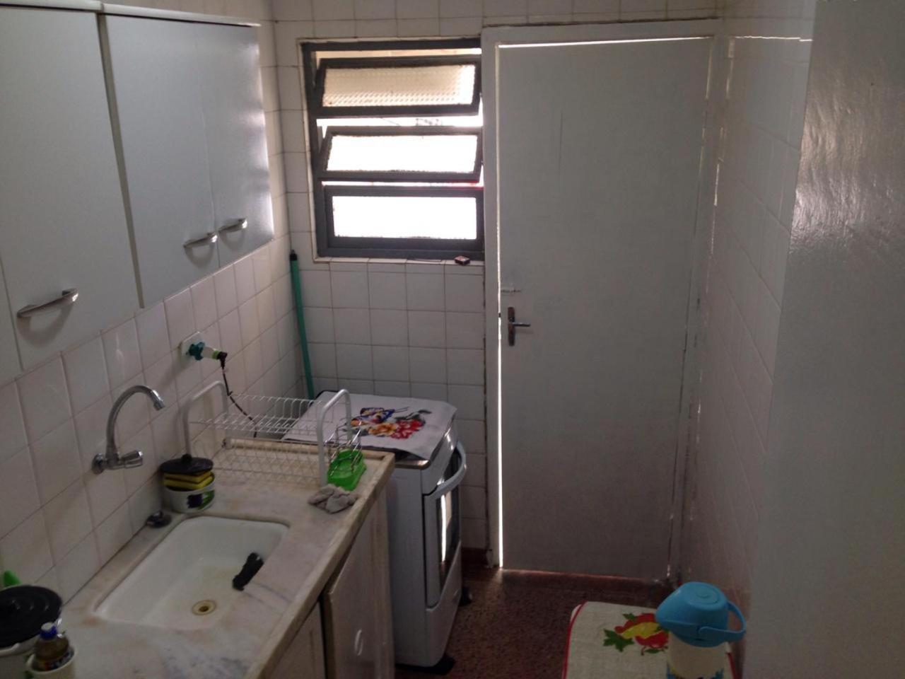 Apartamento Praia Grande, Vila Tupi, em frente ao mar, com retirada de chaves na casa da proprietária view 3