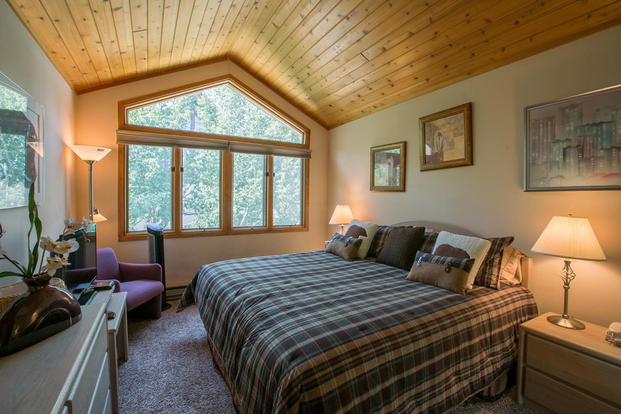 Townsend Place by Vail Realty