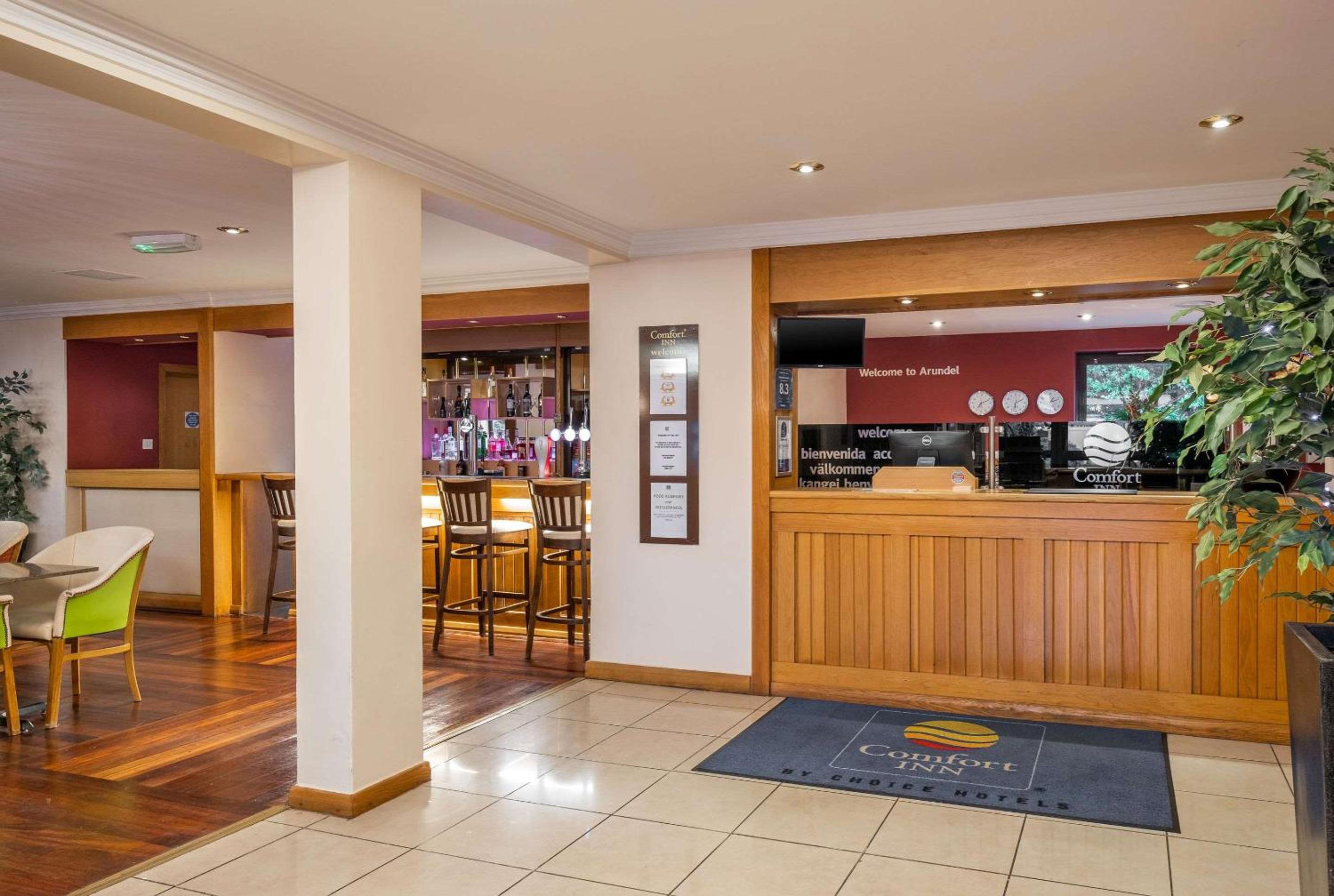 Comfort Inn Arundel view 3