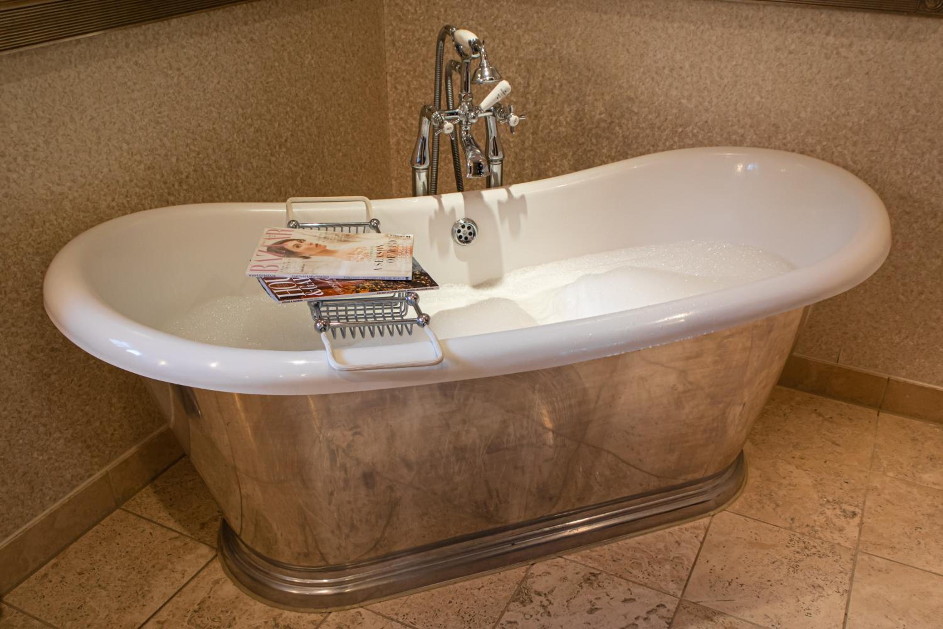 Horley Vacations - Langshott Manor - Luxury Hotel Gatwick - Property Image 91